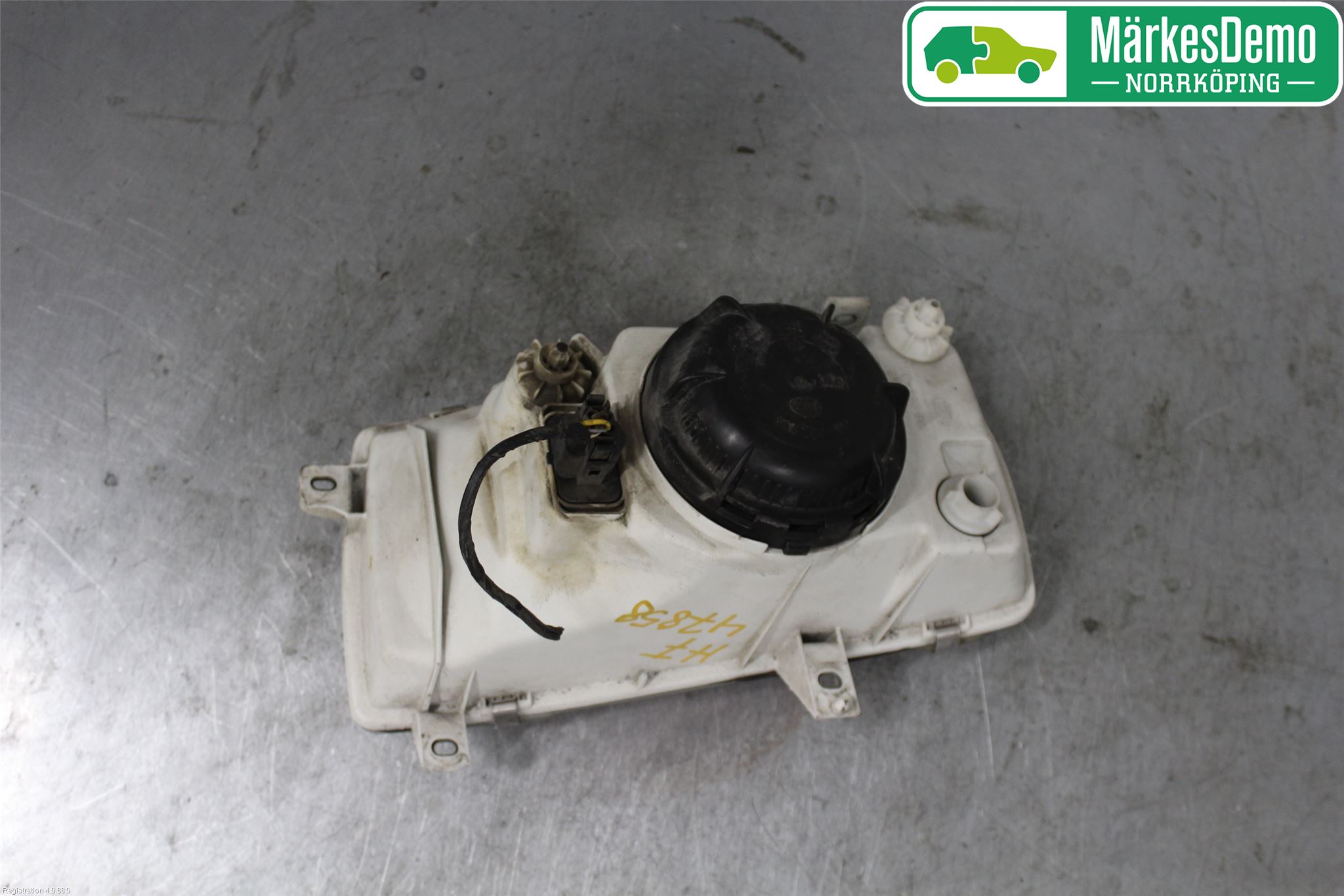 Volkswagen VW VENTO 92-98 Frontlykt Høyre