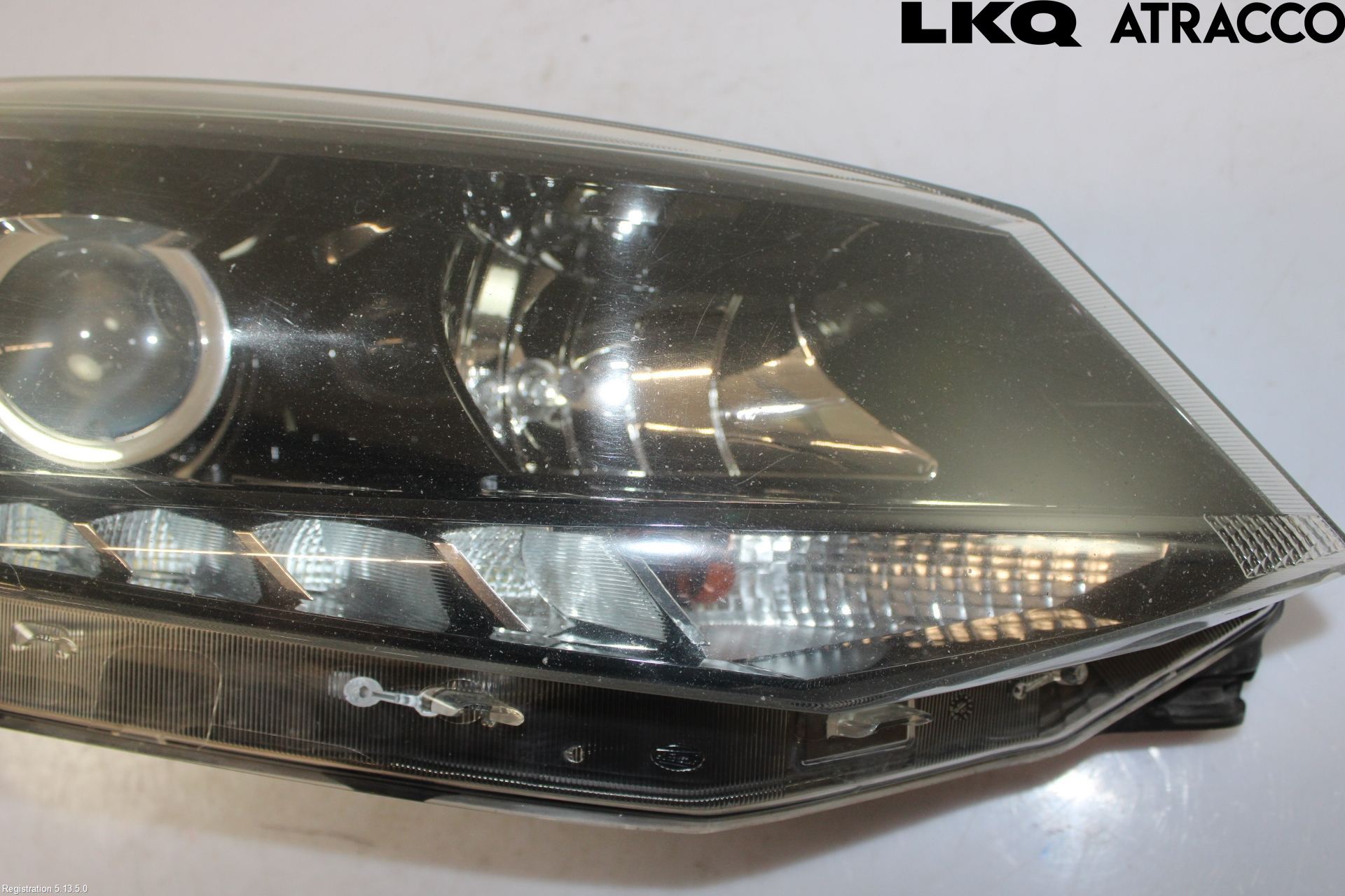 Skoda FABIA 15-21 Frontlykt Høyre