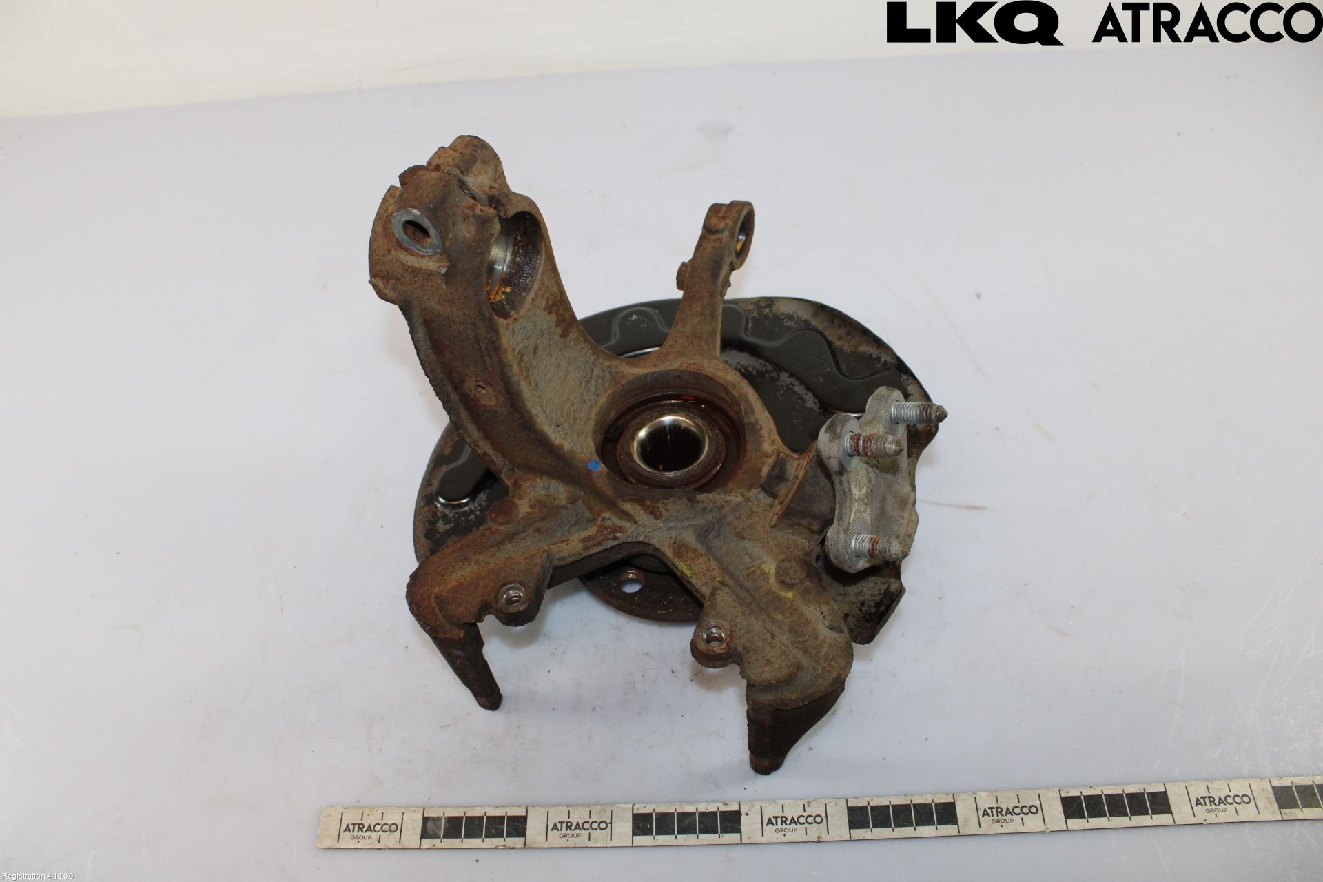 Volkswagen VW POLO 10-17 Spindel Hf