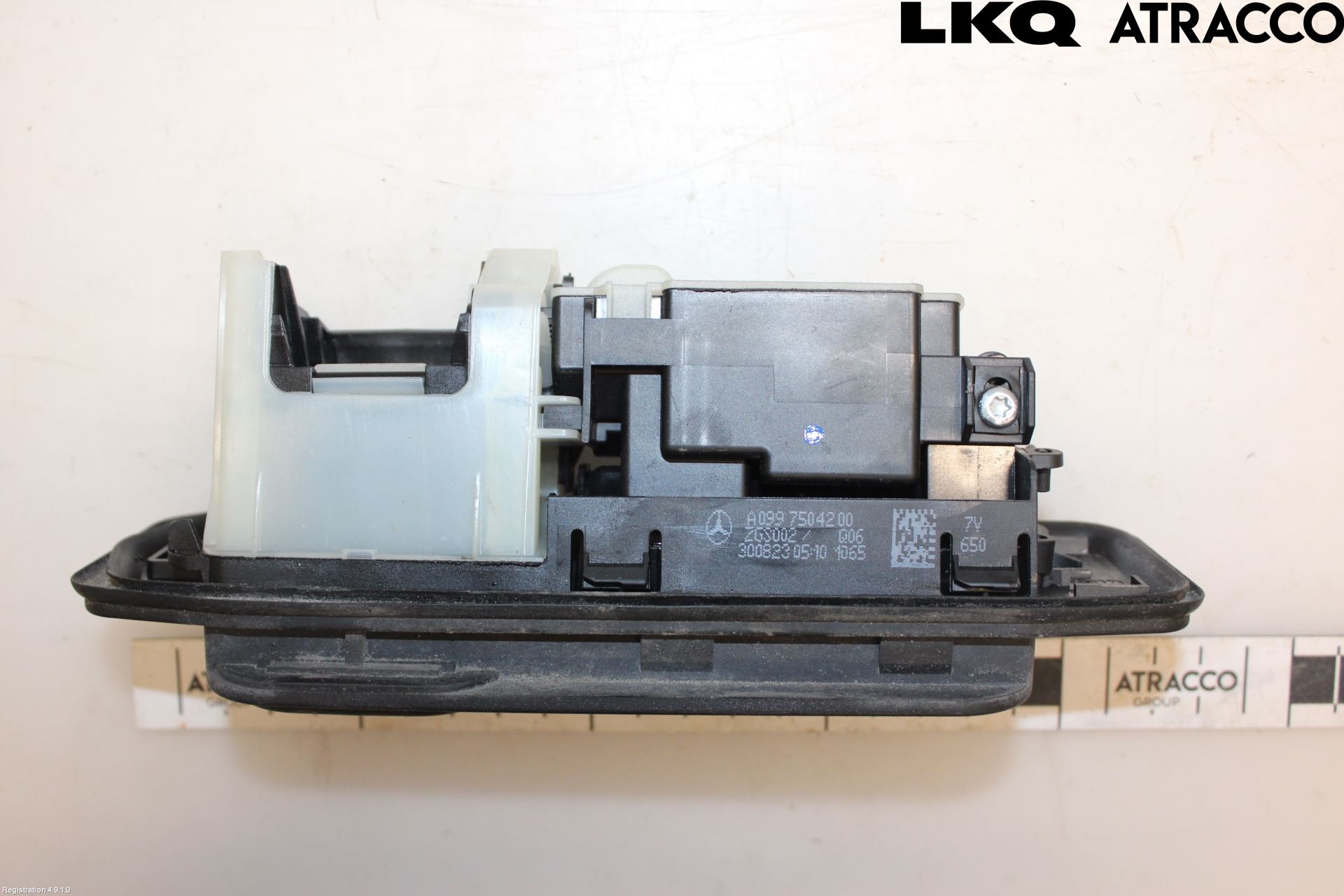Mercedes-Benz MB E-KLASS (W213) 16-23 Bakluke Handtak Ytre