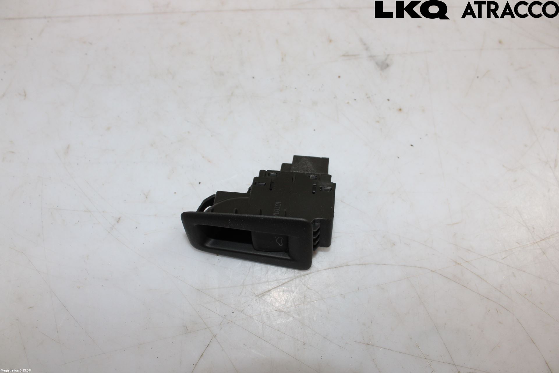 Volkswagen VW ID.7/TOURER 24- Bryter Bakluke