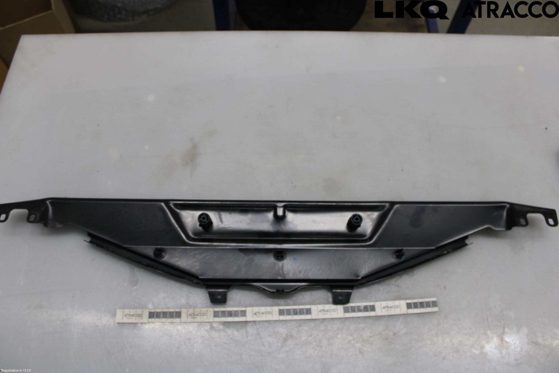BMW 5 F10/F11/F18 09-17 Panserlåsplate-Bjelke