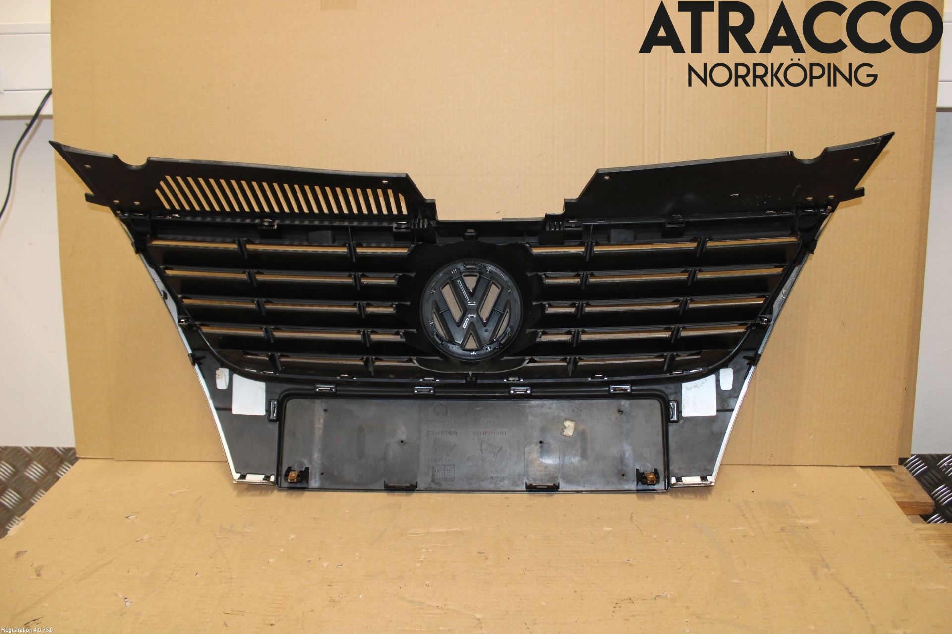 Volkswagen VW PASSAT 05-11 Grill Komplett