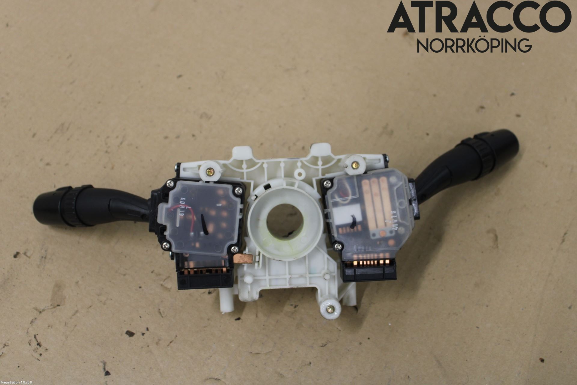 Hyundai ACCENT   03-06 Bryter Ratt Kombi H Og V