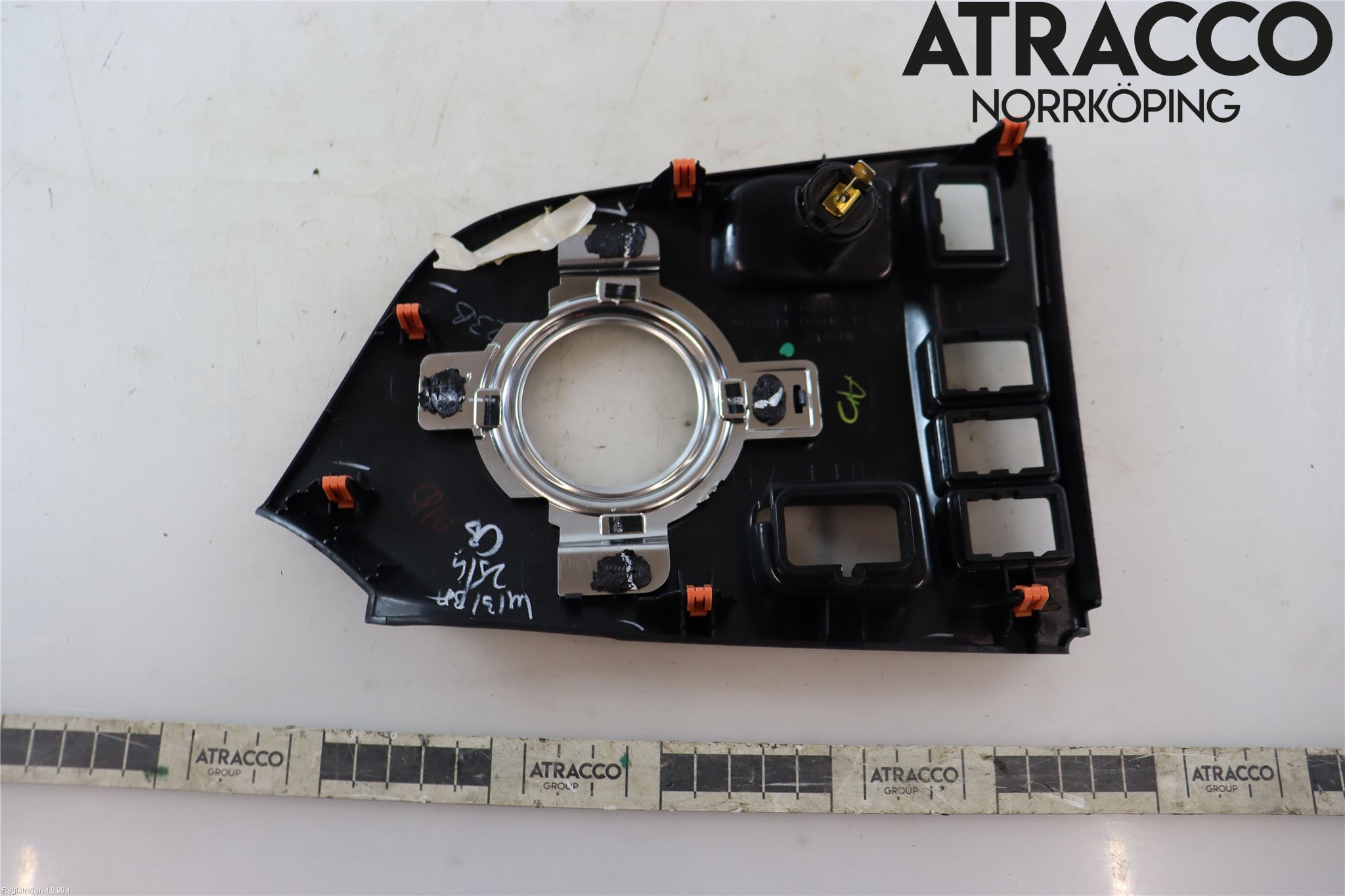 Toyota AURIS 13-19 Instrumentkonsoll Midt