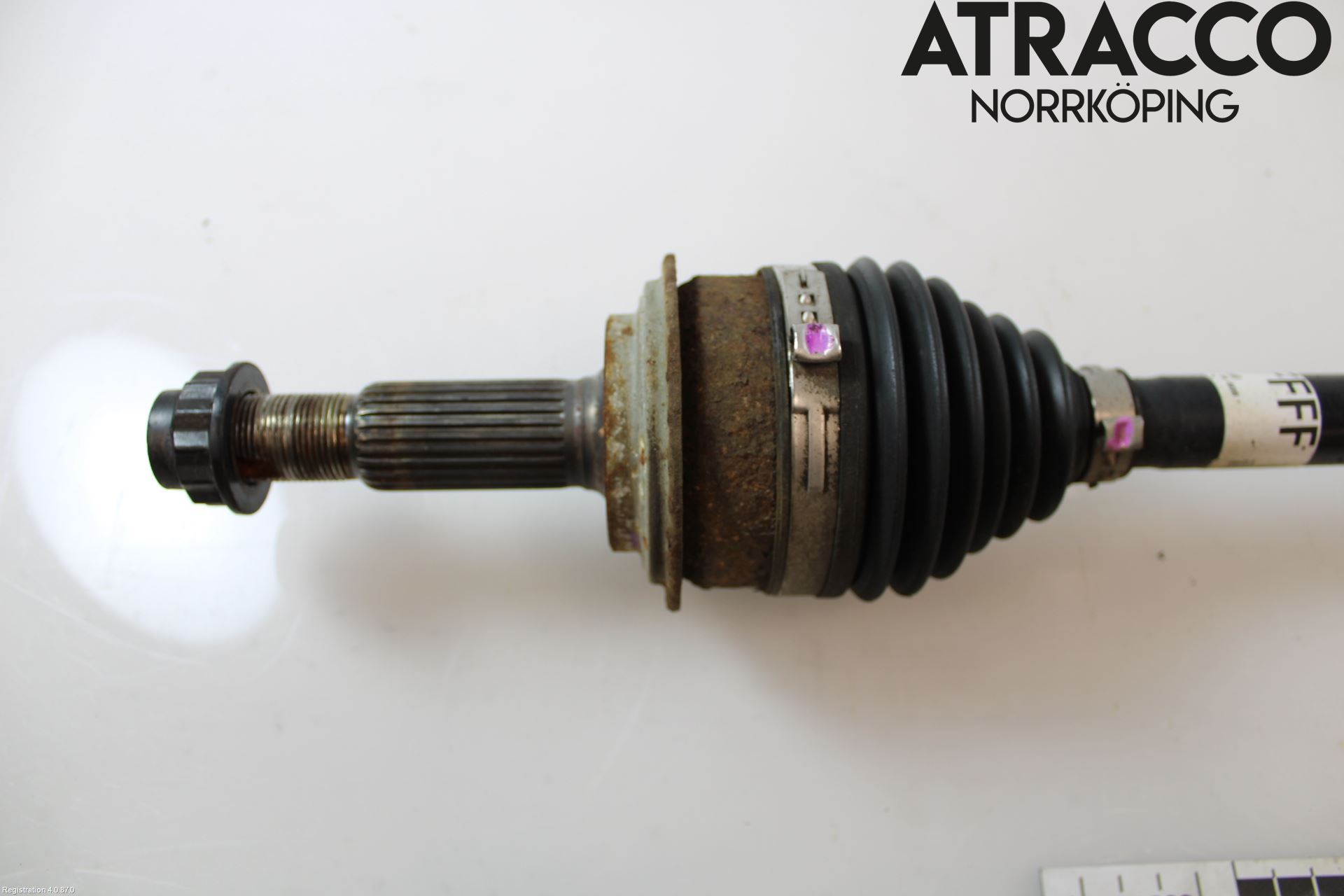 Toyota YARIS XP130 12-14 Drivaksel Foran Kompl Høyre