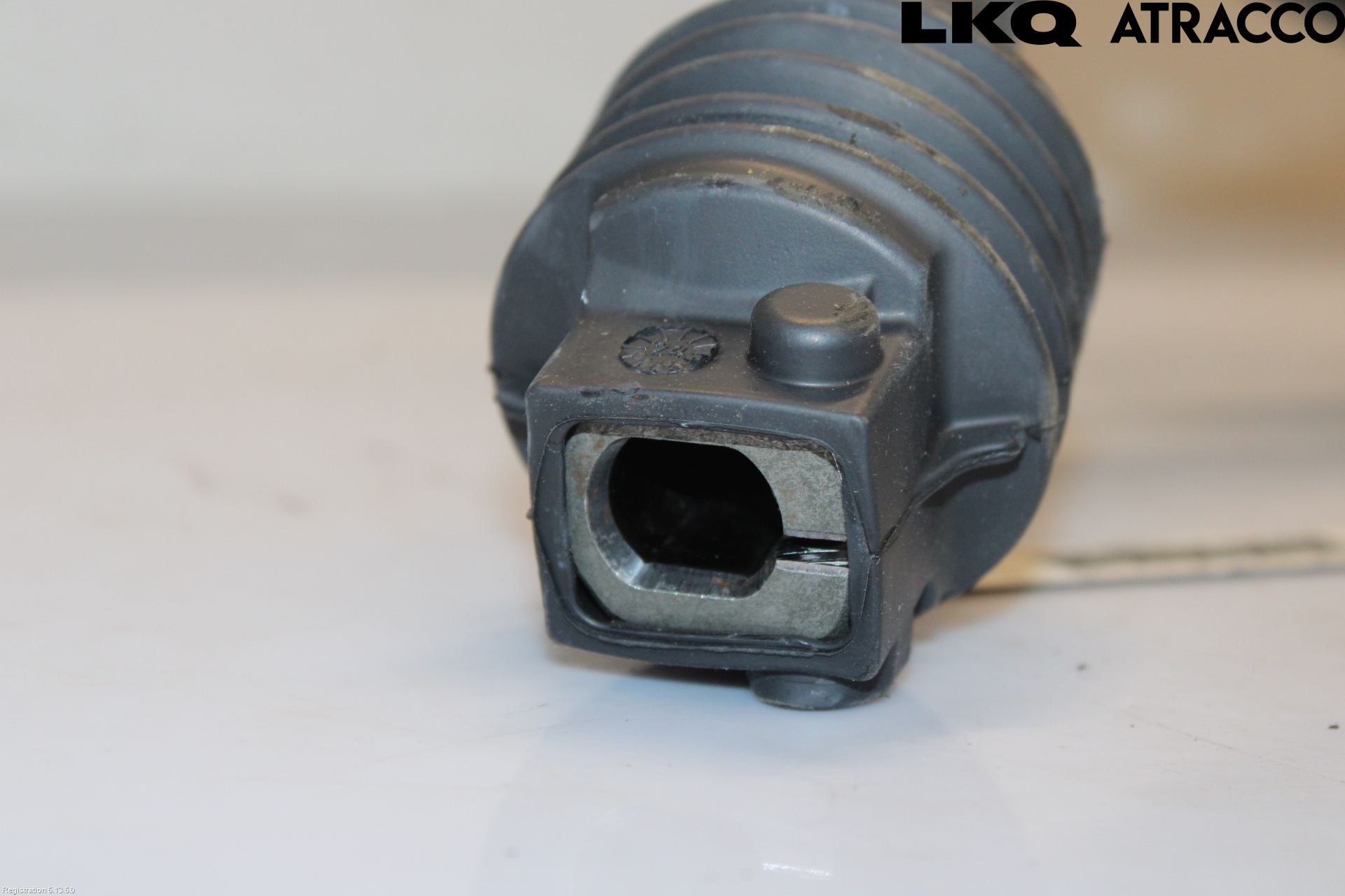 Volkswagen VW TRANSP/CARAVELLE (T6) 16-22 Rattakselaggregat Justerbart