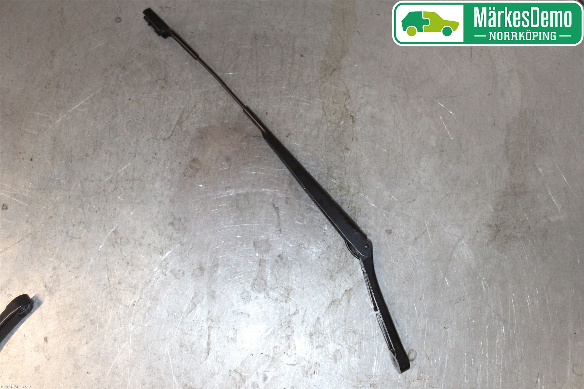 Volkswagen VW GOLF / E-GOLF VII 13-20 Viskerarm-Armer Frontrute