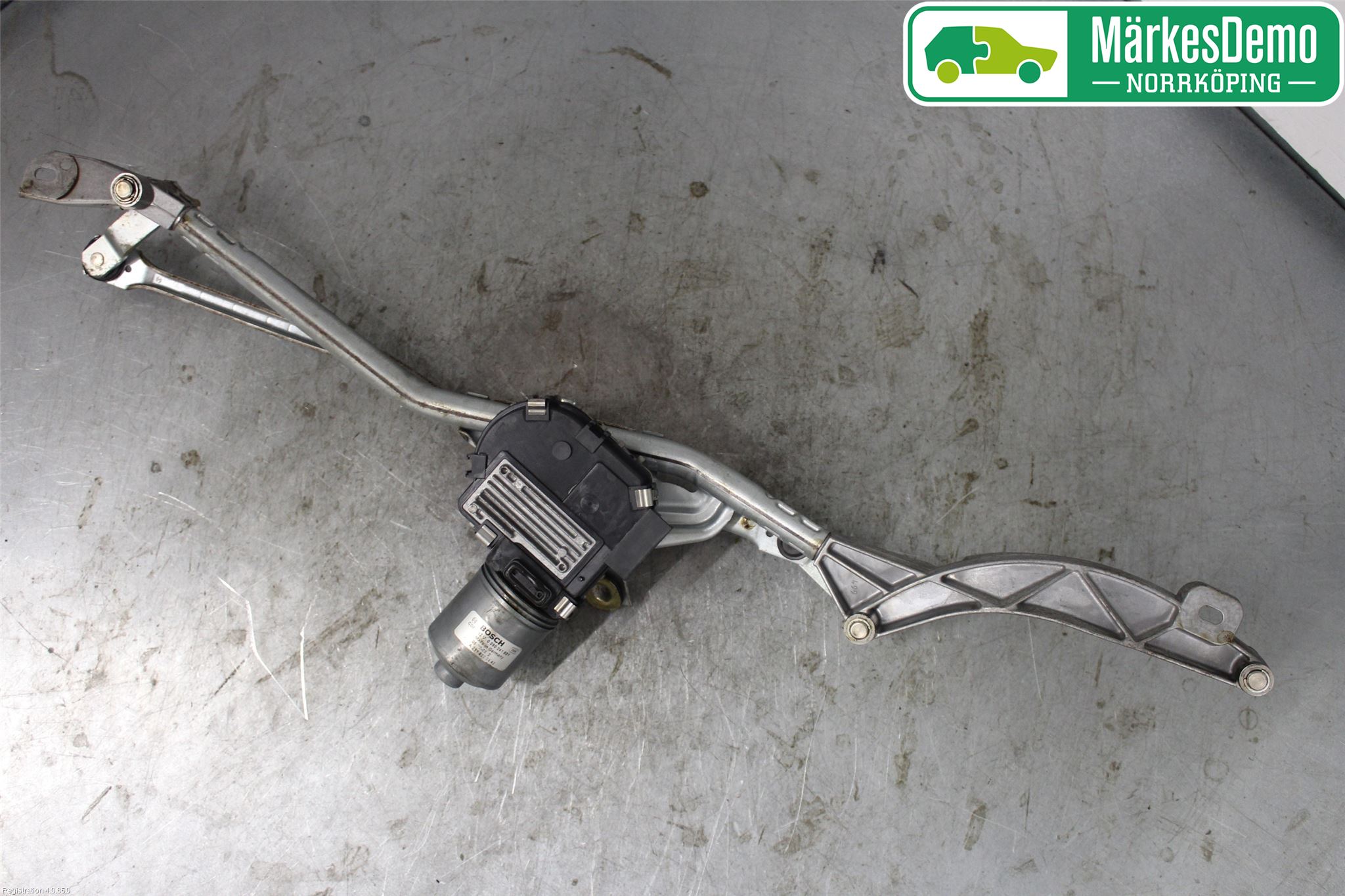 Mercedes-Benz MB E-KLASS (W211) 02-09 Viskermotor Frontrute