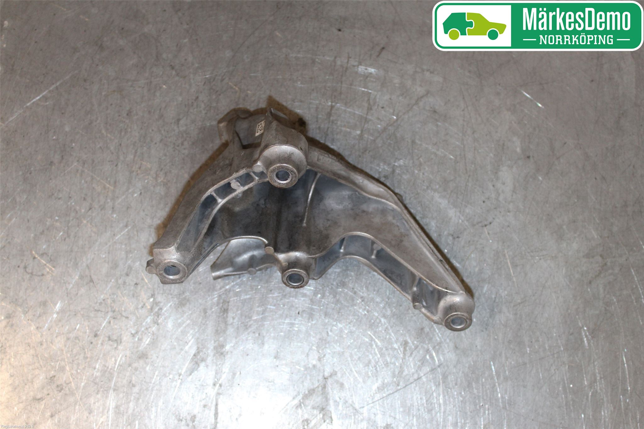 Audi A4/S4 B9 20- Motor Feste Stål-Alu