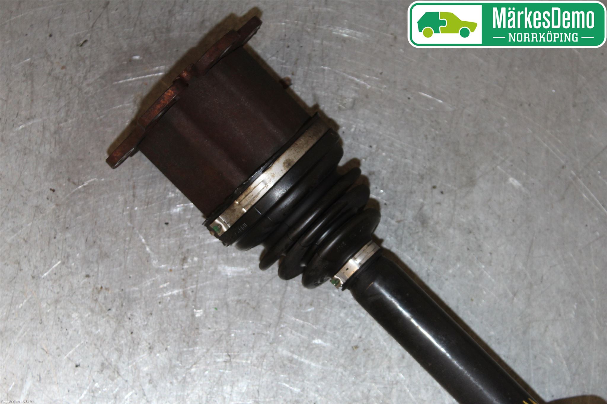 Audi A6/S6     05-11 Drivaksel Foran Kompl Venstre
