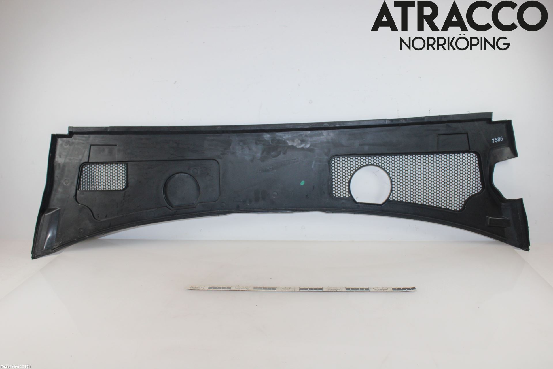 Audi A6/S6     05-11 Visker Deksel-Grill-Under Frr