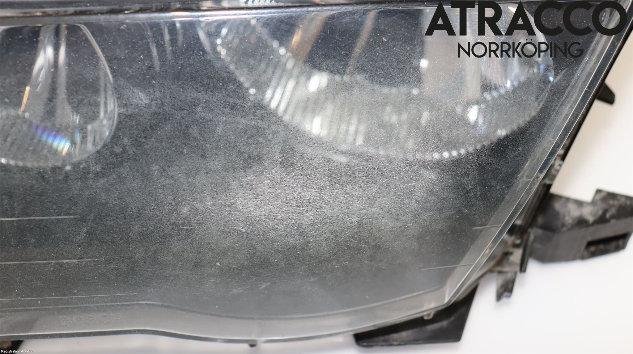 BMW 3 E46      98-05 Frontlykt Venstre