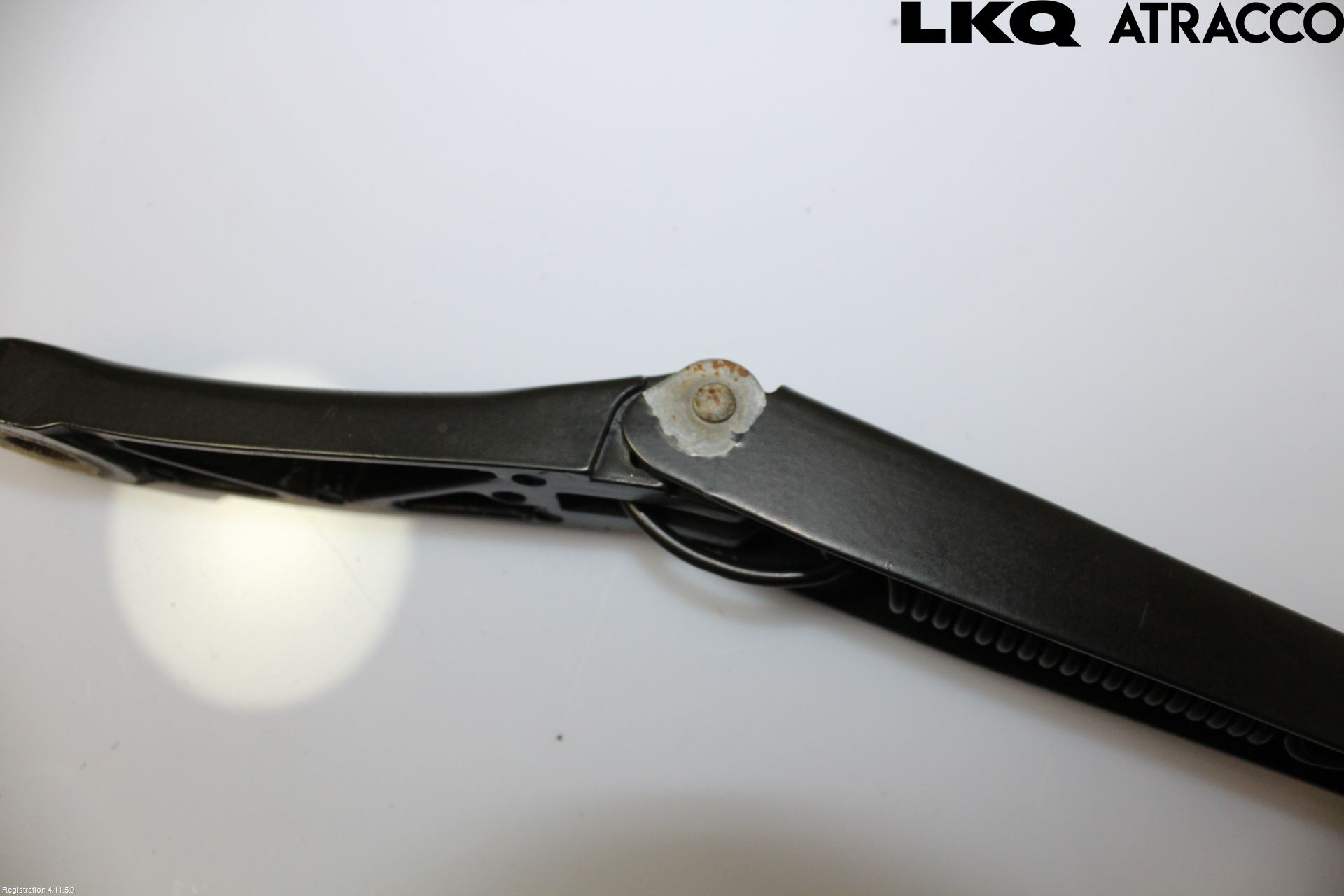 Volkswagen VW PASSAT 11-14 Viskerarm-Armer Frontrute