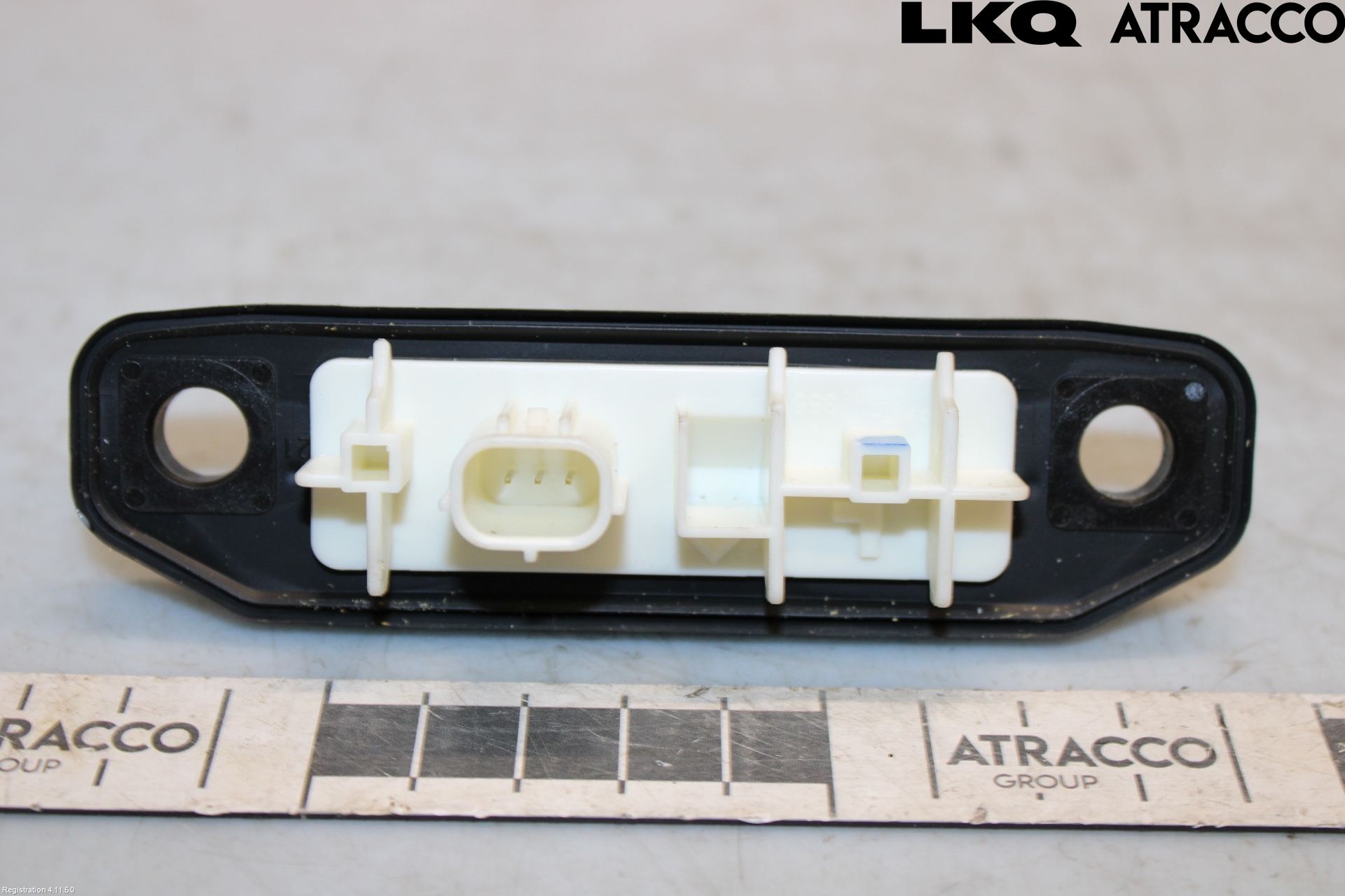Toyota RAV4 19- Bakluke Handtak Ytre