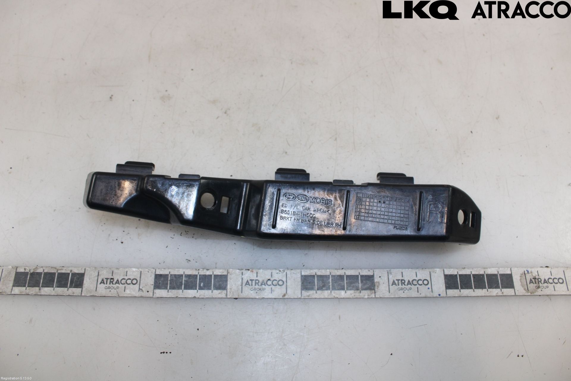 Kia CEED 06-12 Støtfangerfeste Foran Høyre