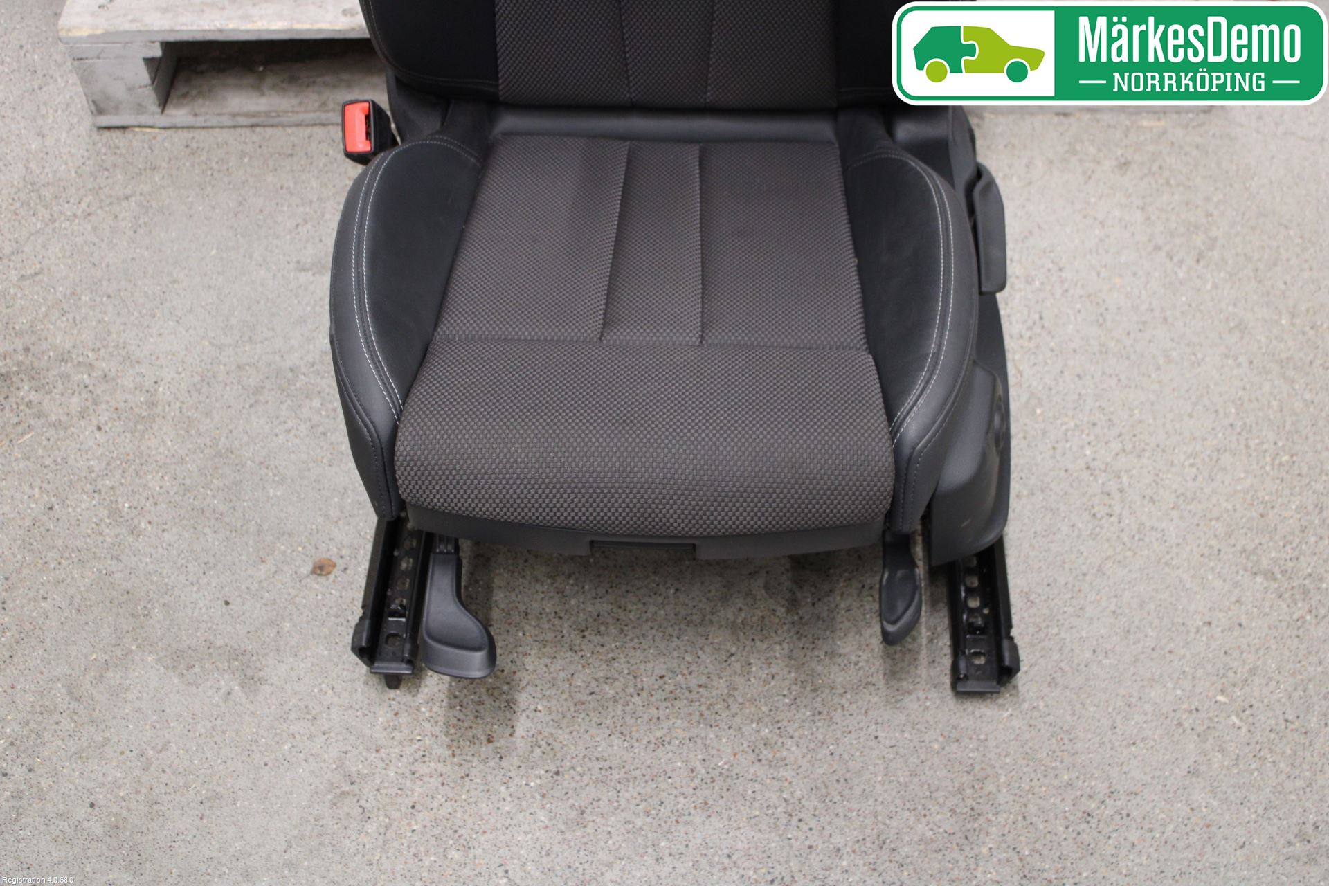 Audi A4/S4 B9 20- Innr Sete Foran Venstre