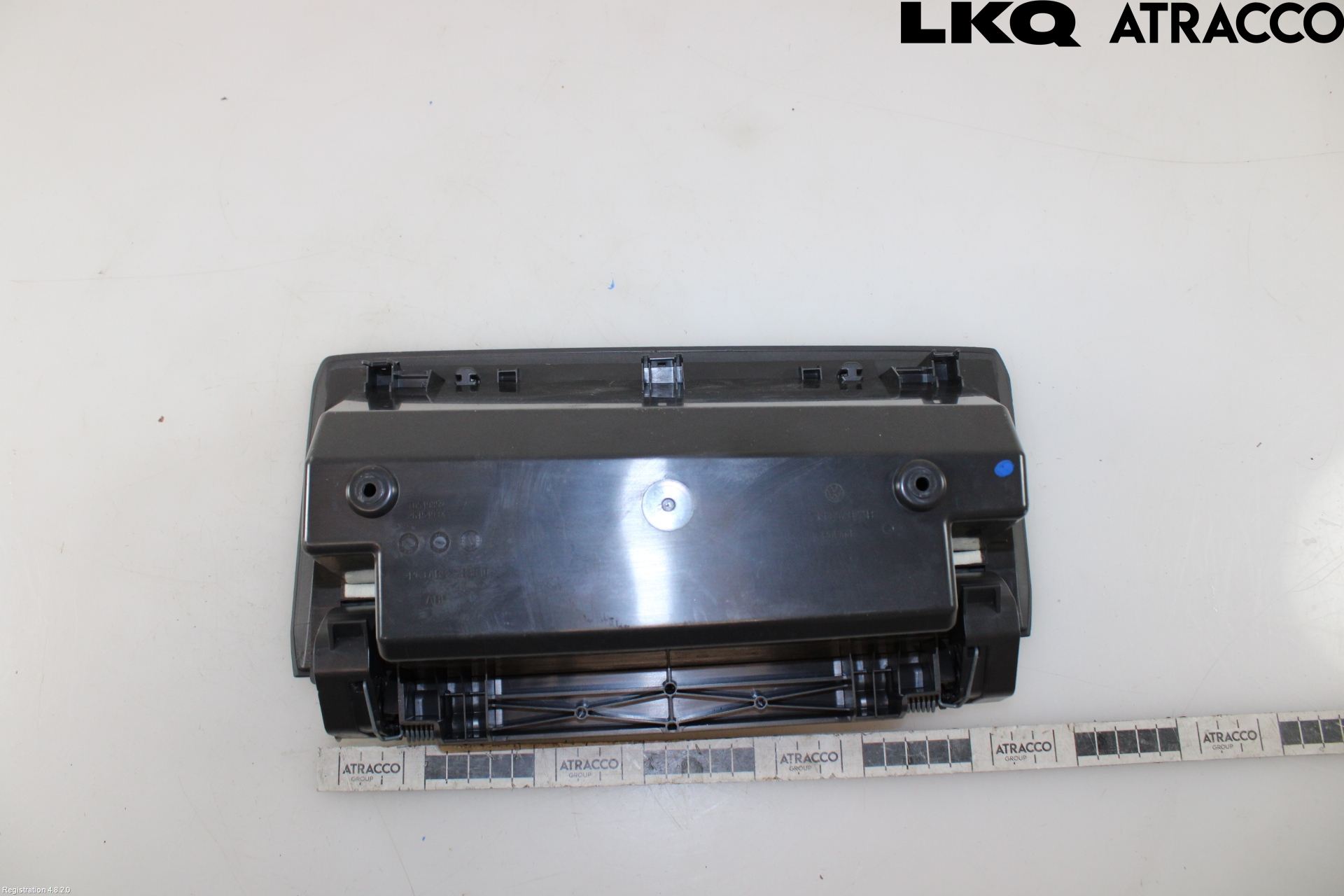 Volkswagen VW TRANSP/CARAVELLE (T7) 22-24 Innr Oppbevaringsrom