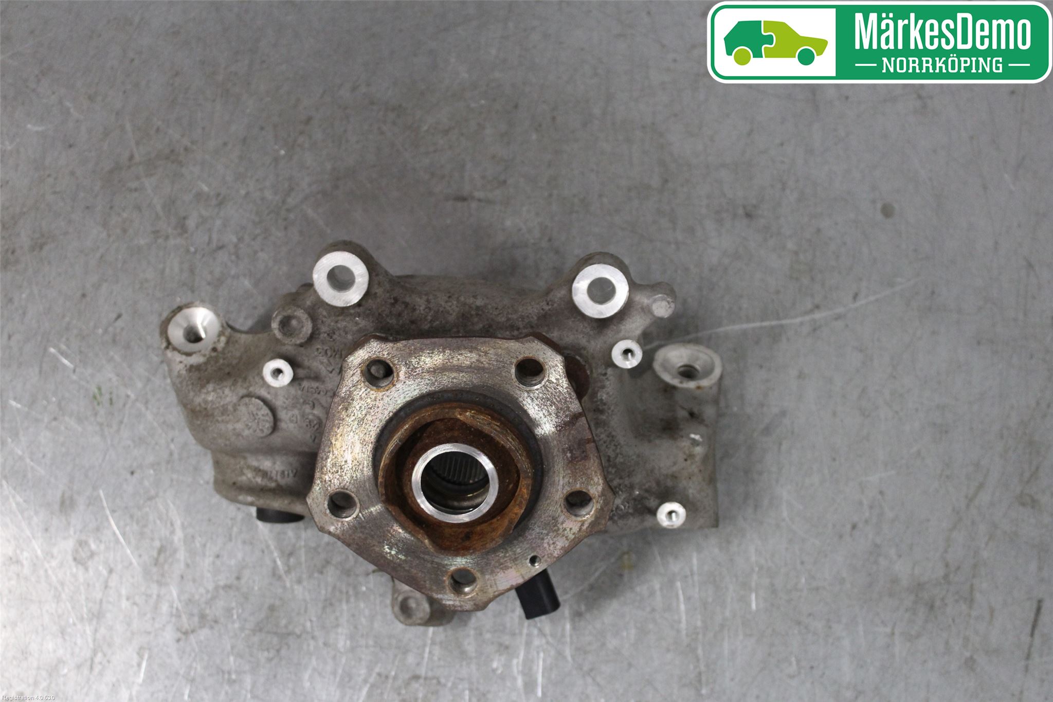 Audi A4/S4 B9 16-19 Spindel Vb