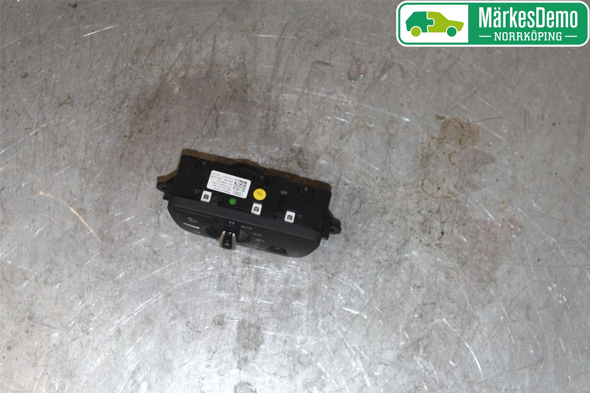 Audi A4/S4 B9 16-19 Bryter Hovedlys