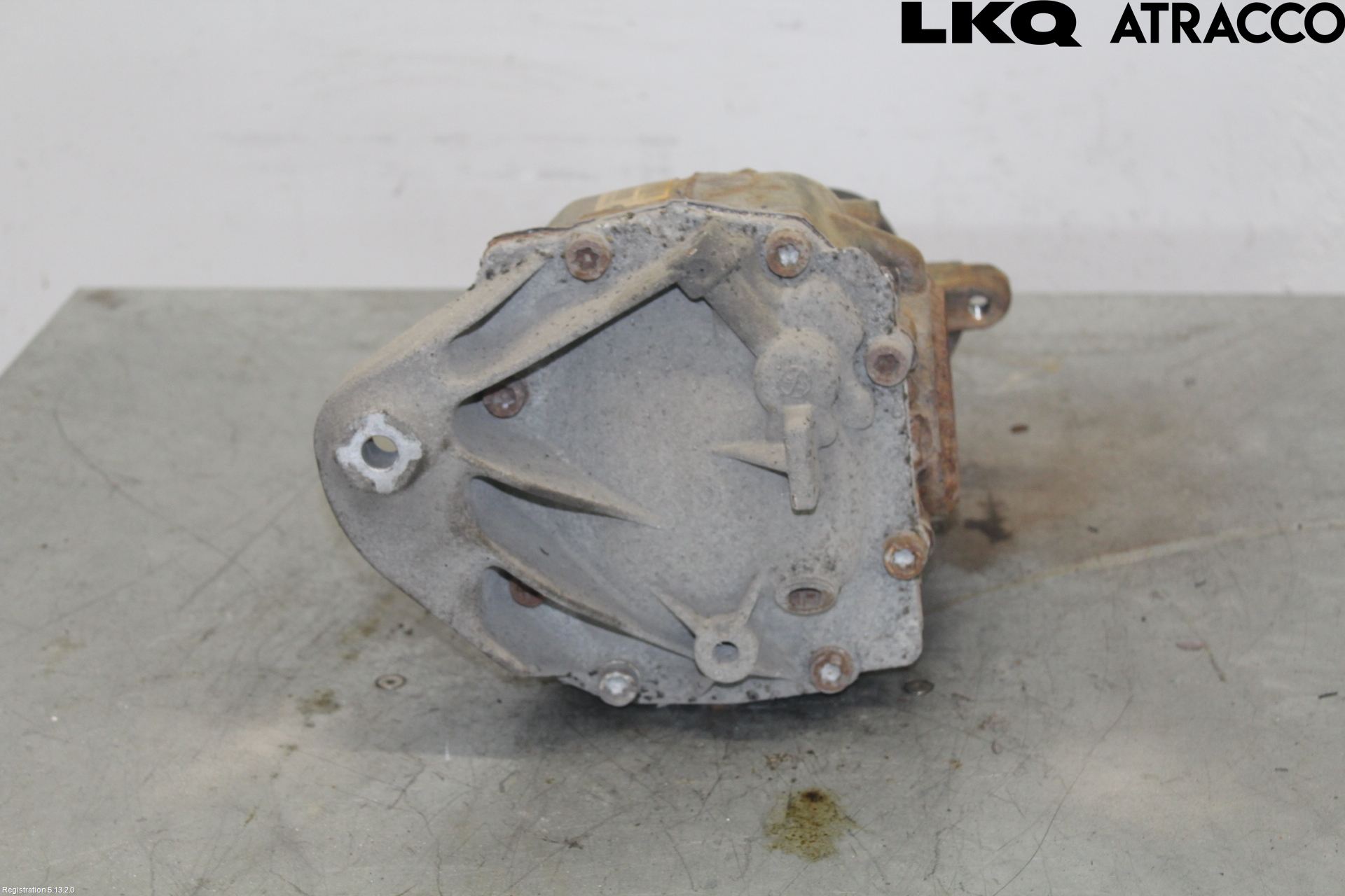 BMW 3 F30/F31/F80 12-19 Bakaksel Kardang Bak -Diff