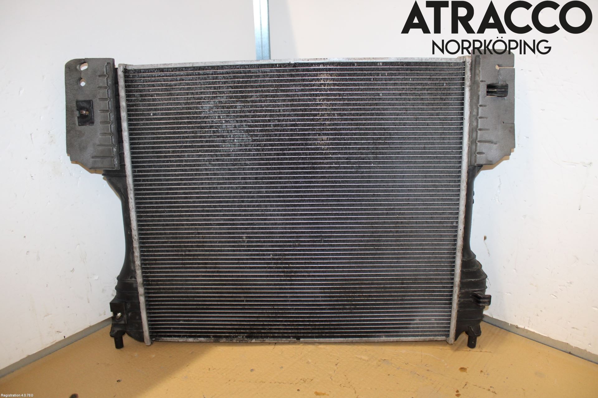 Jaguar XF 08-15 Radiator Automat