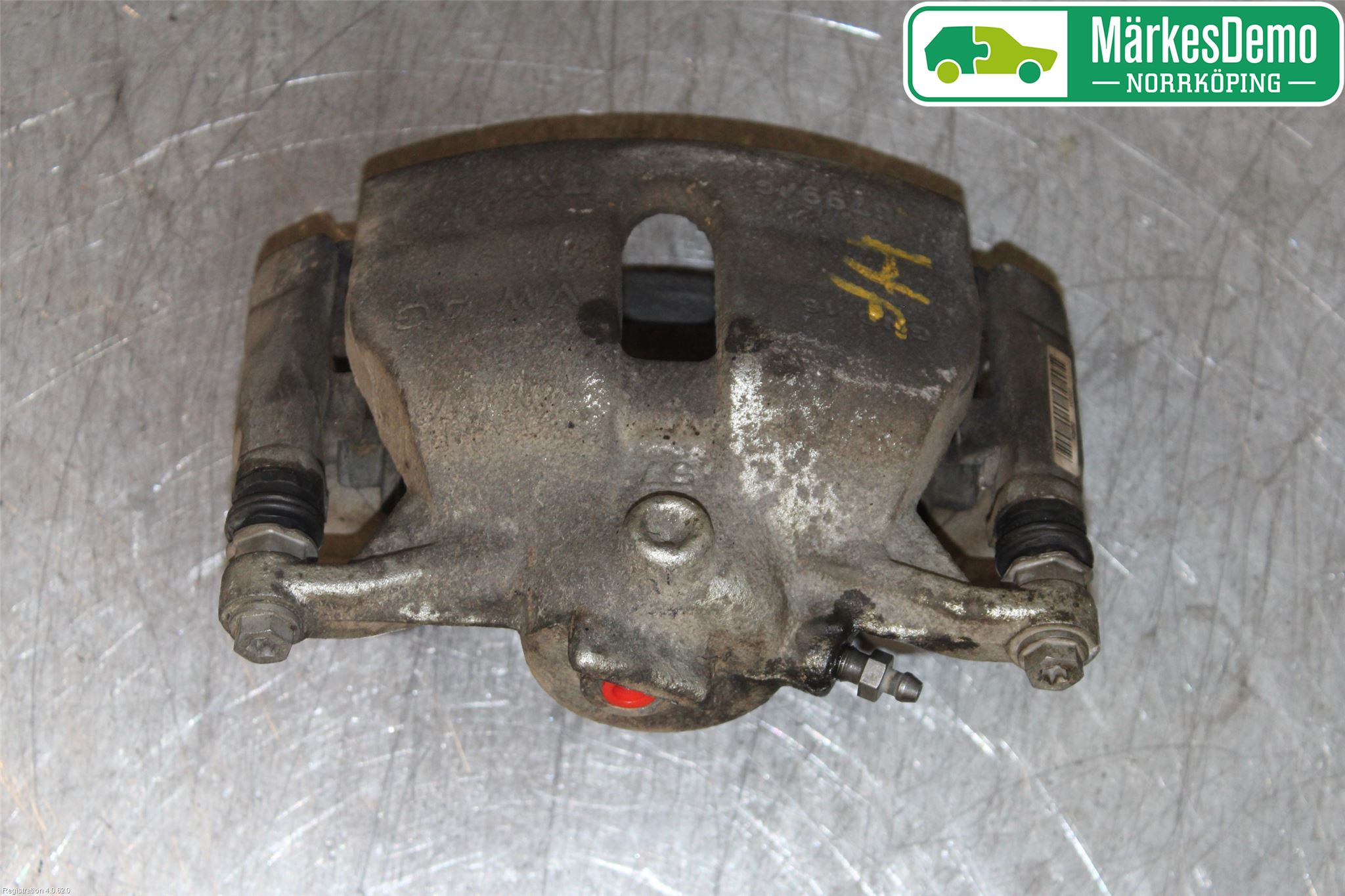 Volkswagen VW PASSAT 15-19 Bremsecaliper Foran Høyre