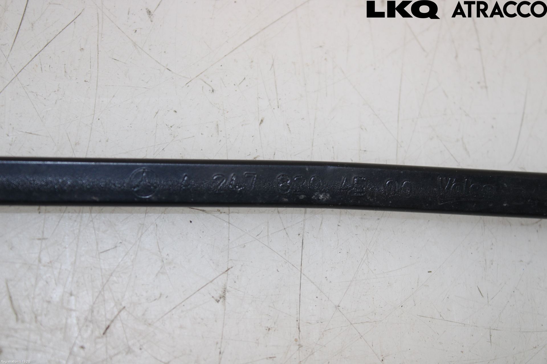 Mercedes-Benz MB EQA (H243) 21- Viskerarm-Armer Frontrute