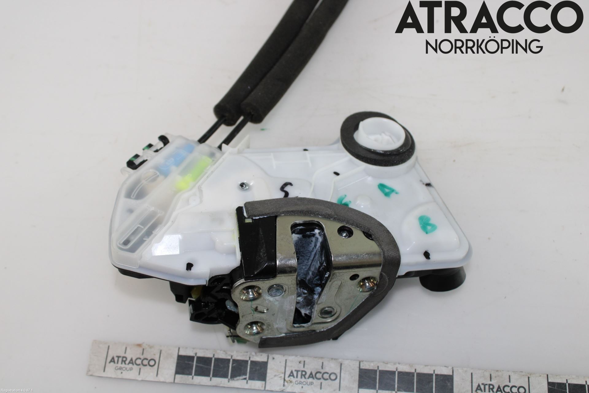 Toyota C-HR 16-23 Dørlås - Låsekasse