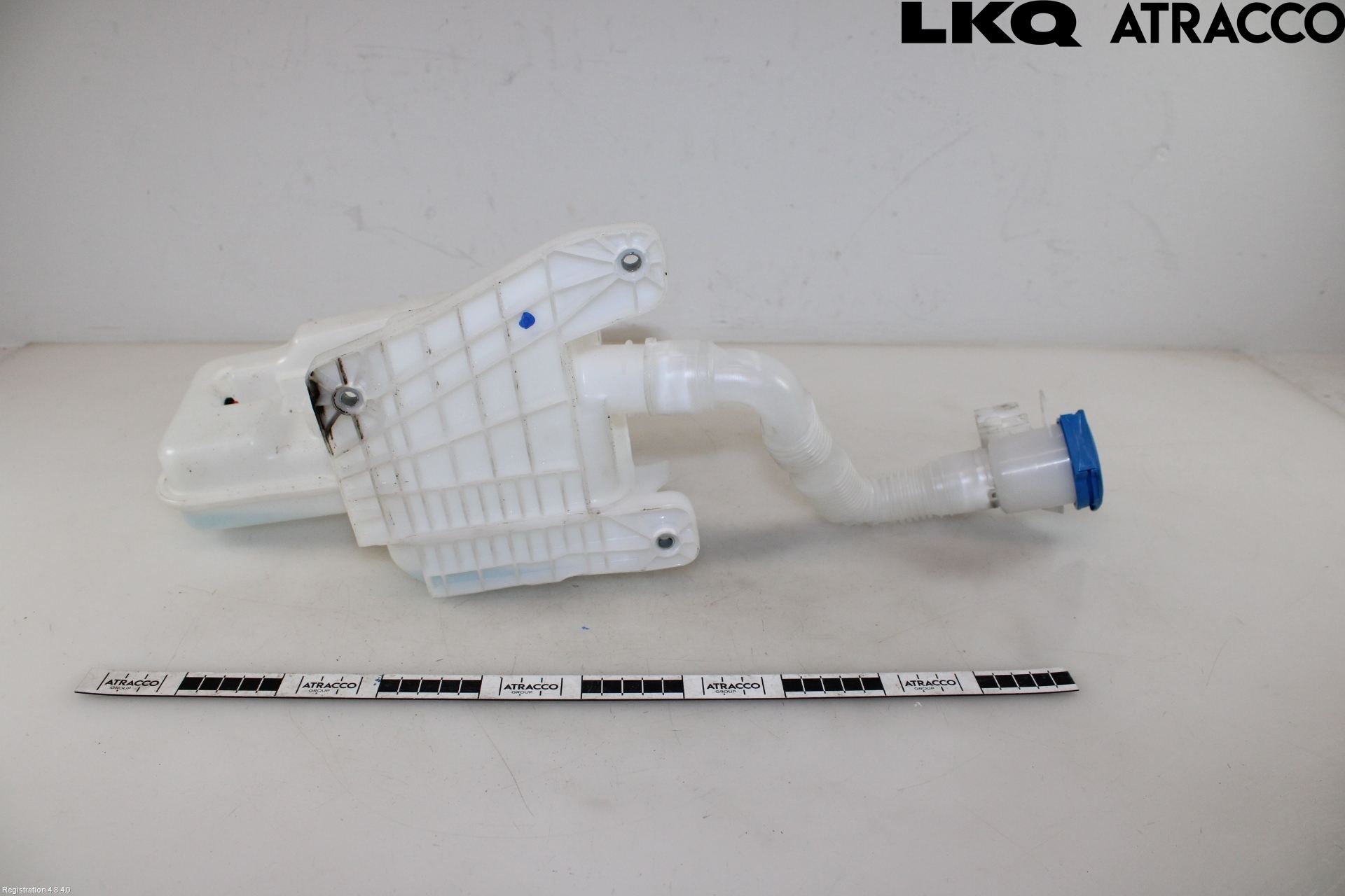Volkswagen VW GOLF / E-GOLF VIII 20- Spylerbeholder Frontrute-Lykte
