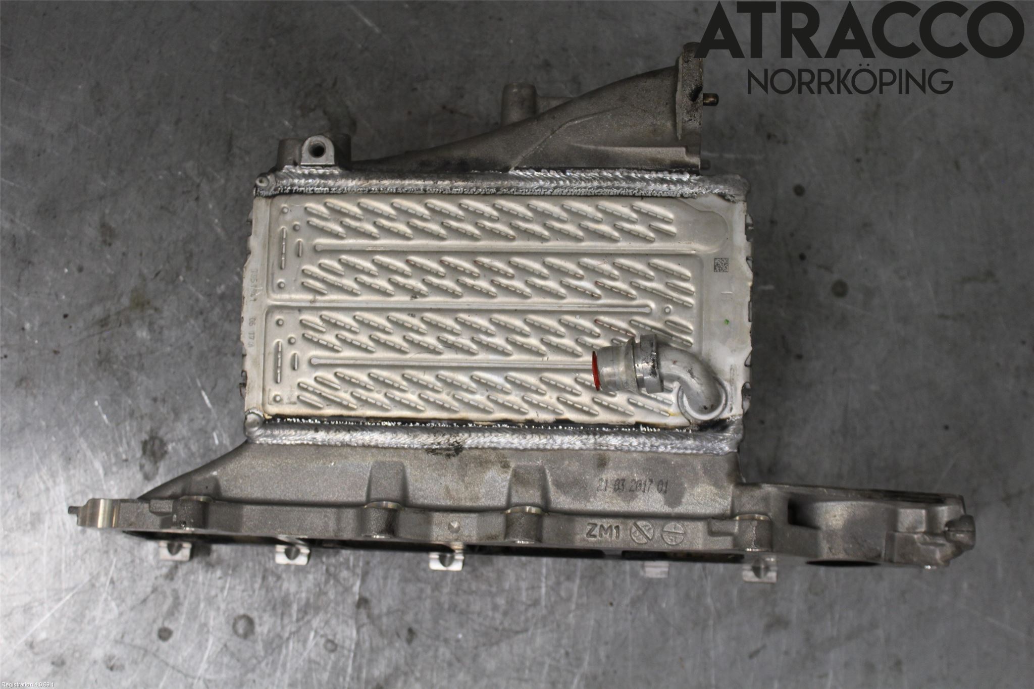 Volkswagen VW TIGUAN 16-24 Innsugningsmanifold