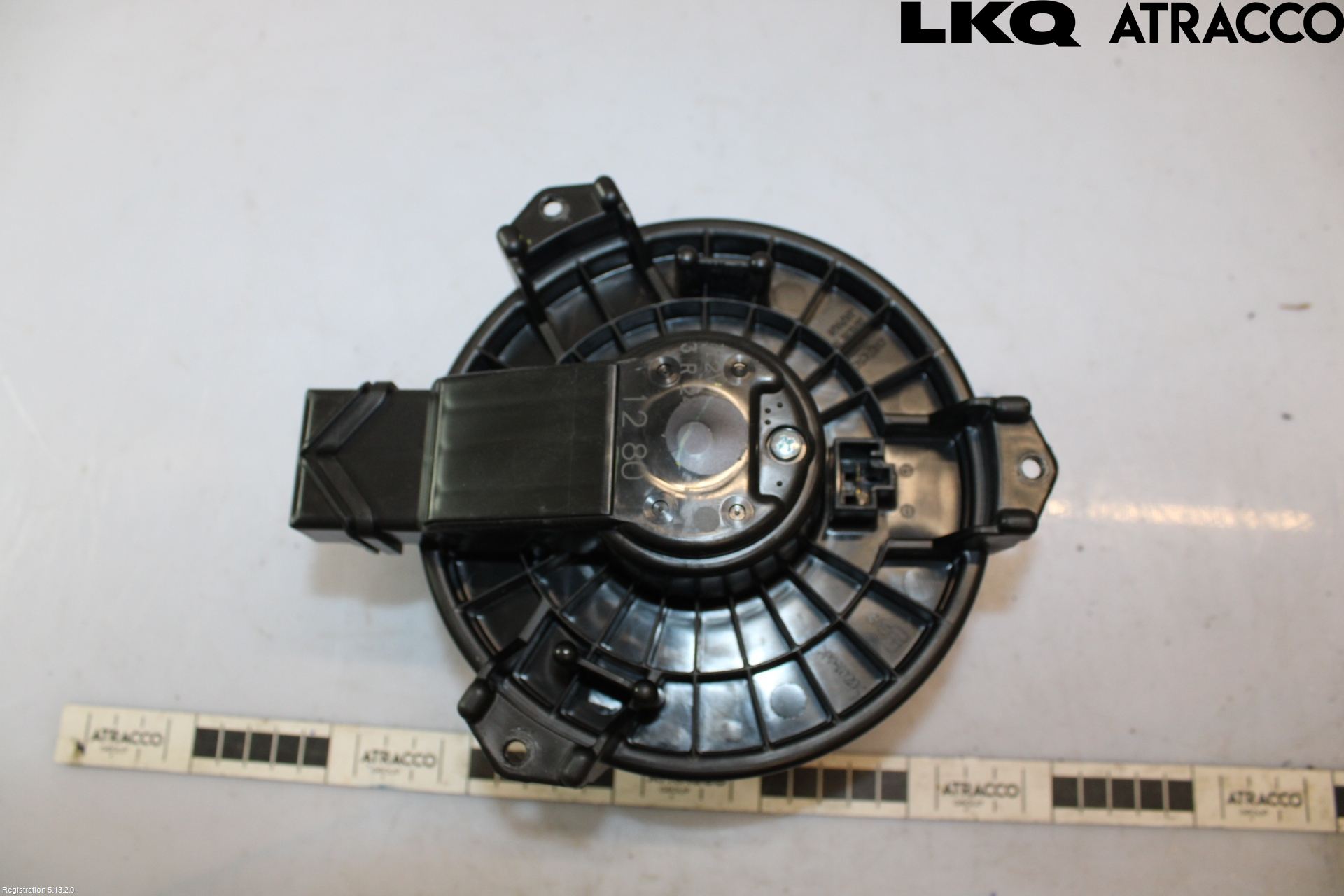 Toyota VERSO-S 11-16 Varmeapparat Viftemotor