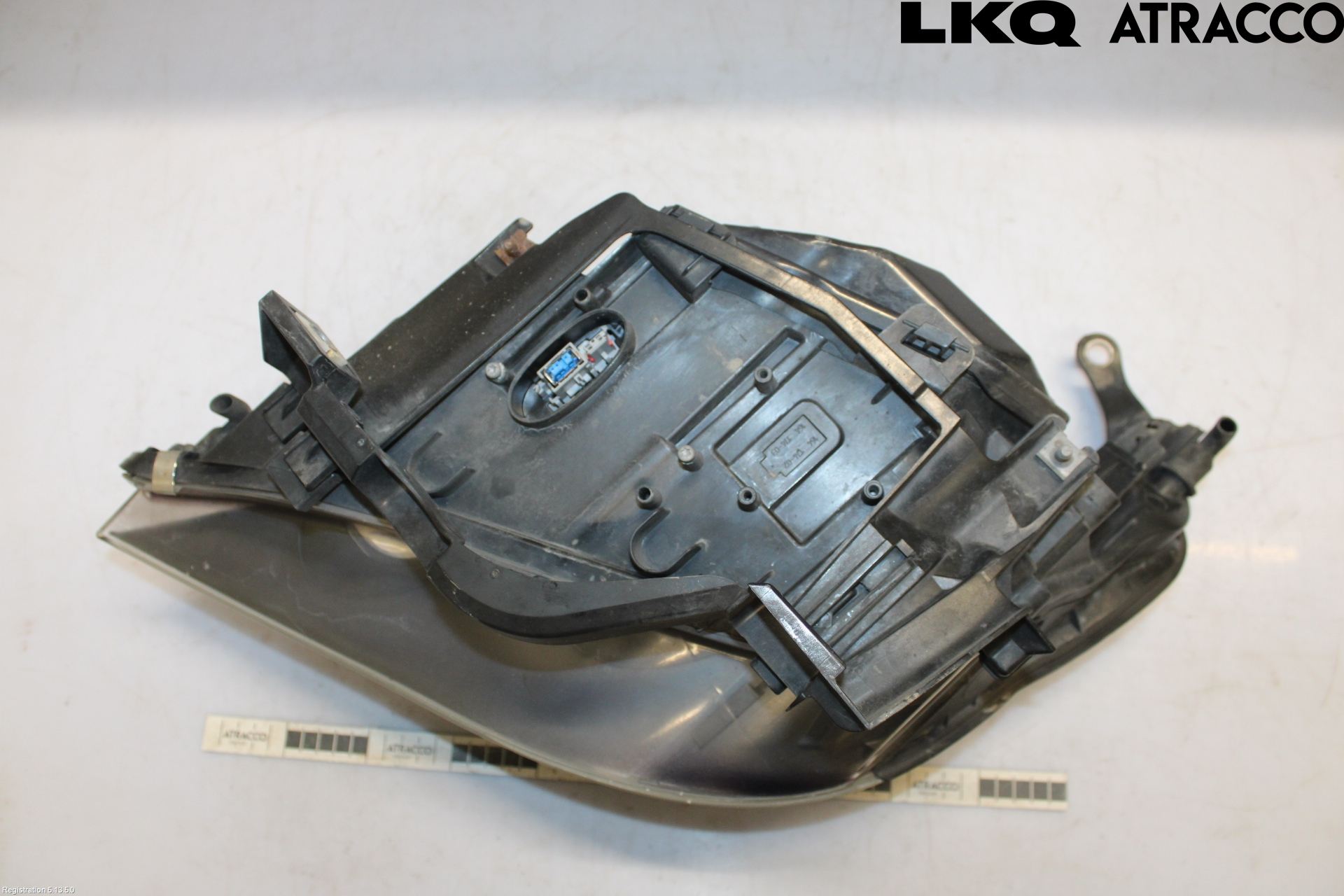 BMW 5 E60/61 Sed/Tou 02-10 Frontlykt Høyre