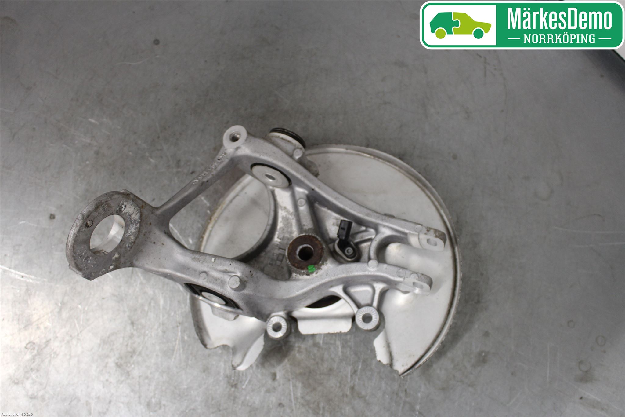 Audi A6/S6 4G 11-18 Spindel Vb