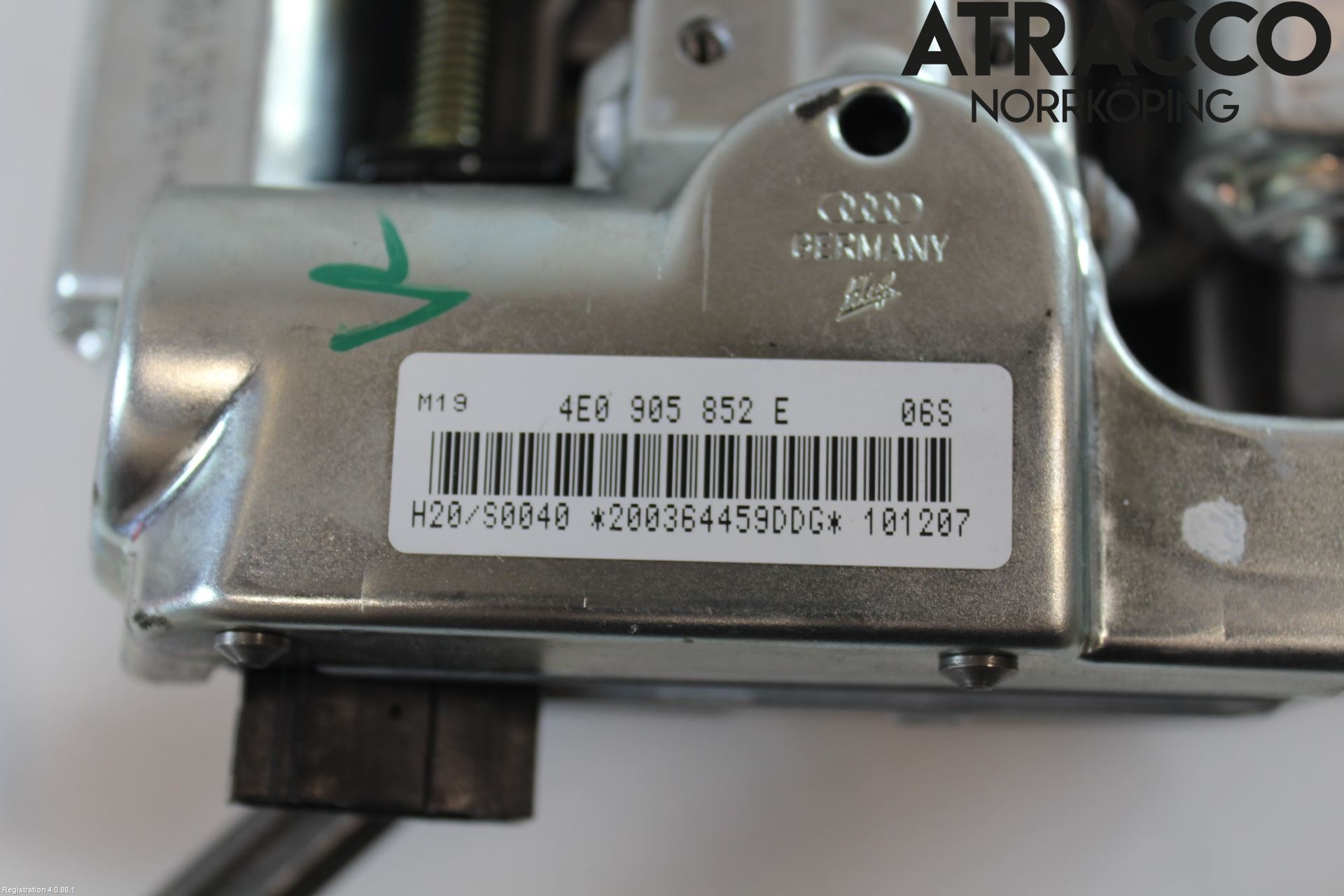 Audi A8/S8 4E  02-09 Rattakselaggregat Justerbart