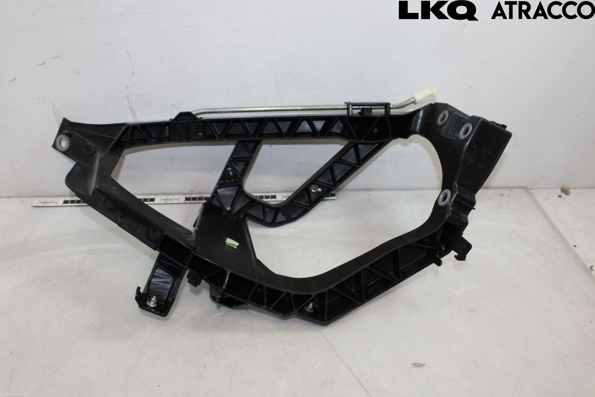 Mitsubishi COLT 09-13 Frontlykt Holder-Feste