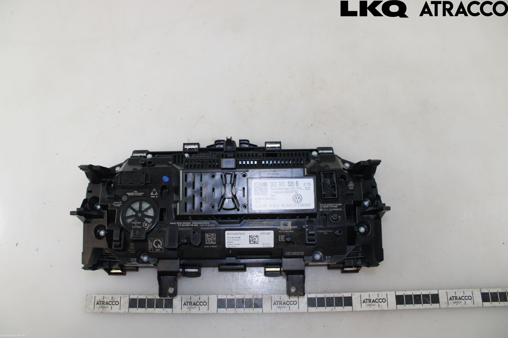 Volkswagen VW PASSAT 20-24 Instr Kombinert