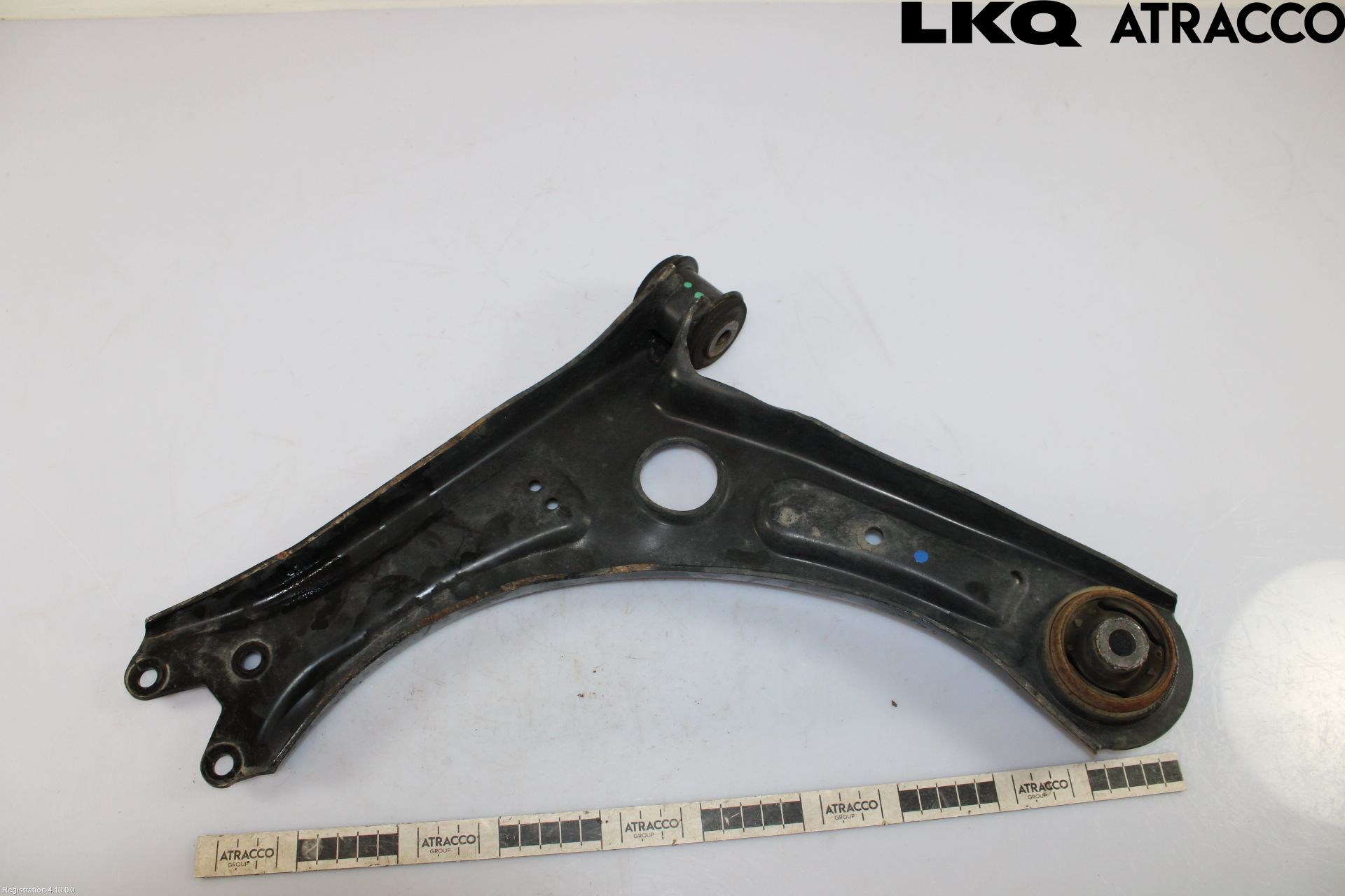 Volkswagen VW CADDY 11-15 Bærearm Foran Høyre Nedre