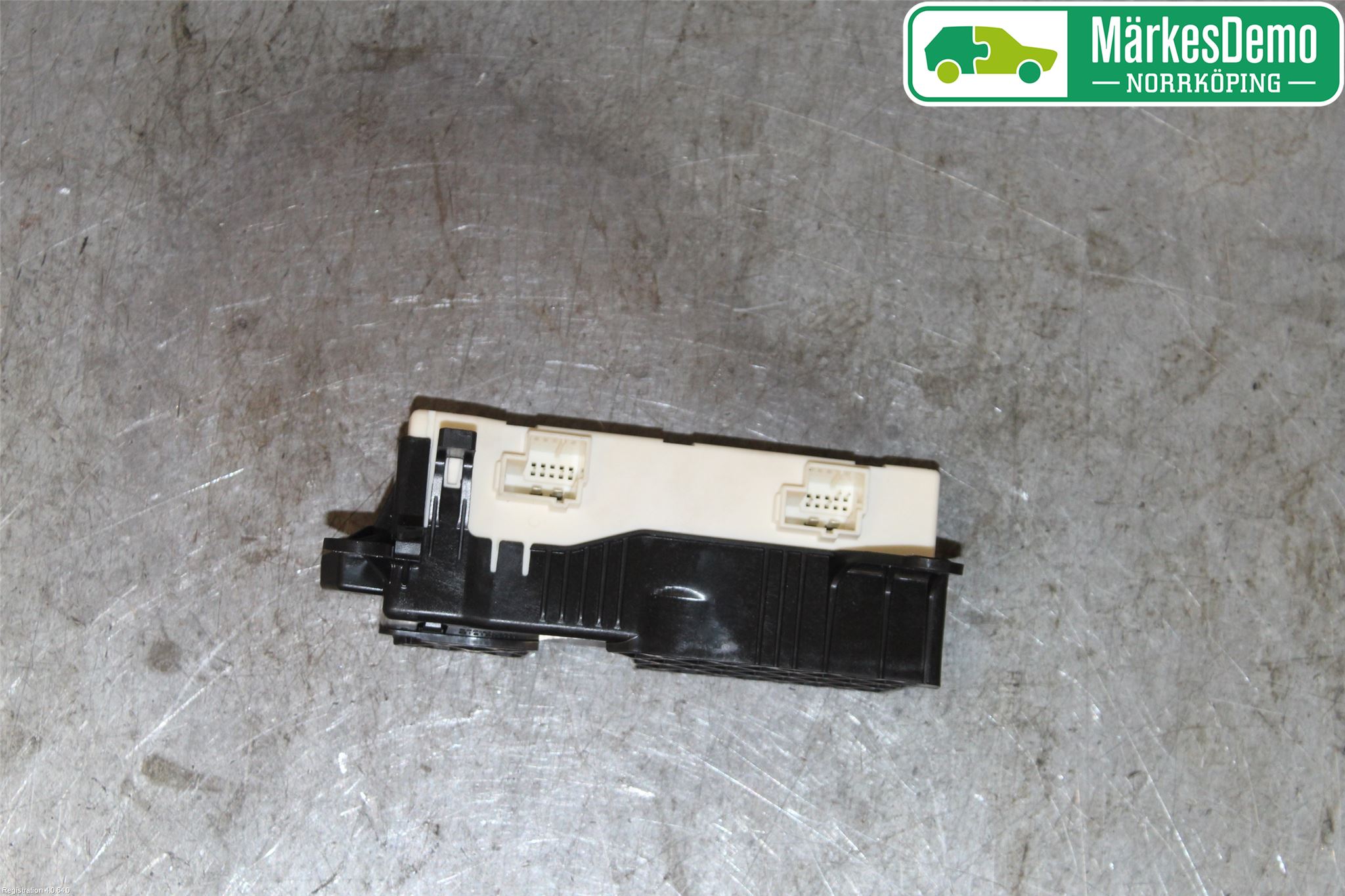Mercedes-Benz MB C-KLASS (W205) 14-21 Styreenhet Bakluke