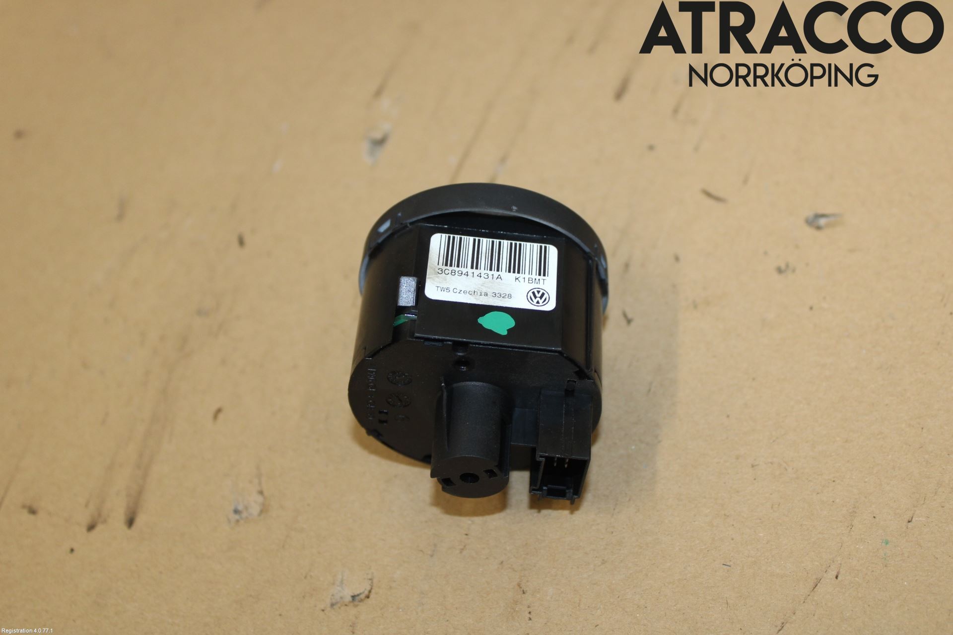 Volkswagen VW AMAROK 2H 10-22 Bryter Hovedlys