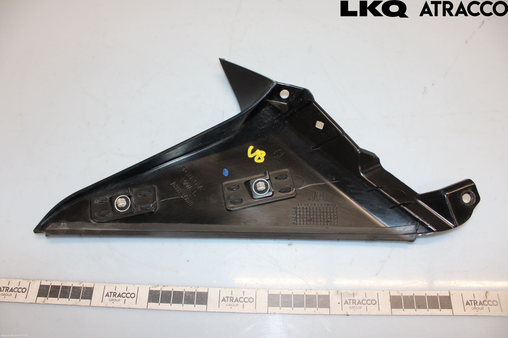 Toyota YARIS CROSS XP21 21- Spoiler Bakluke