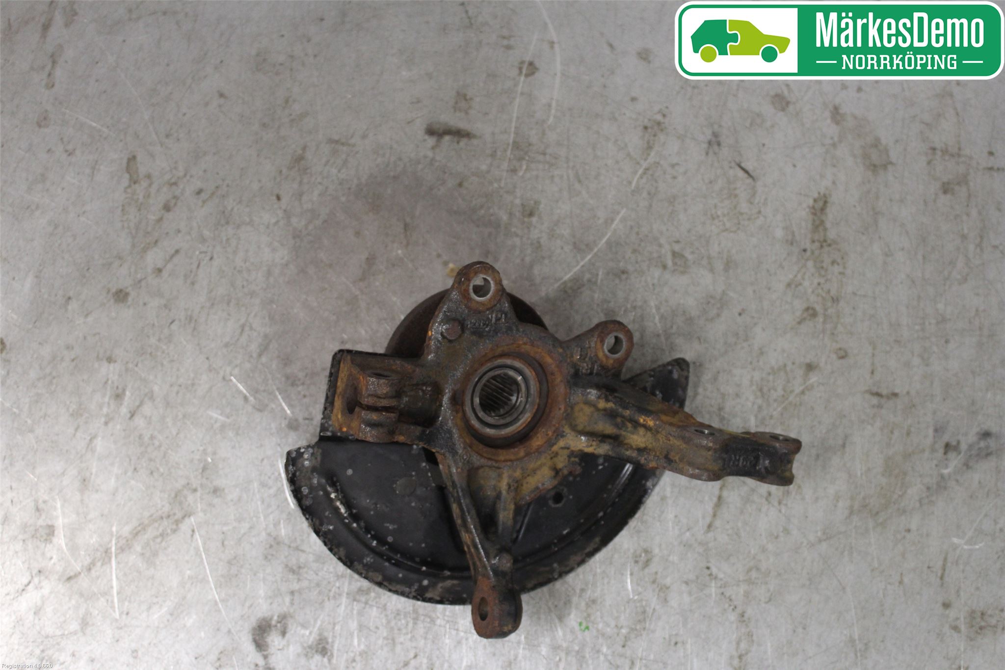 Renault CLIO IV 12-16 Spindel Hf