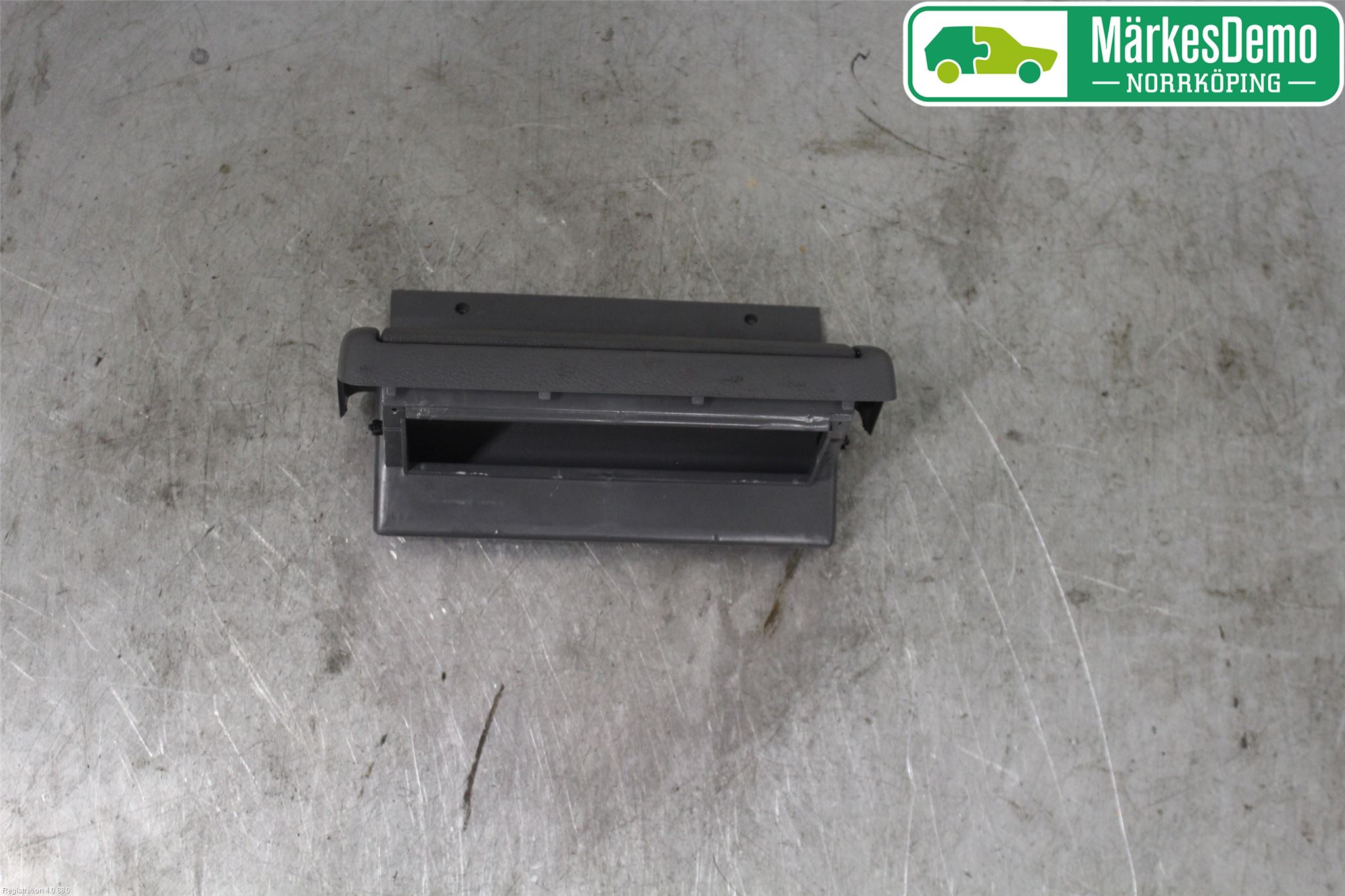 Renault CLIO    91-96 Innr Radio Ramme