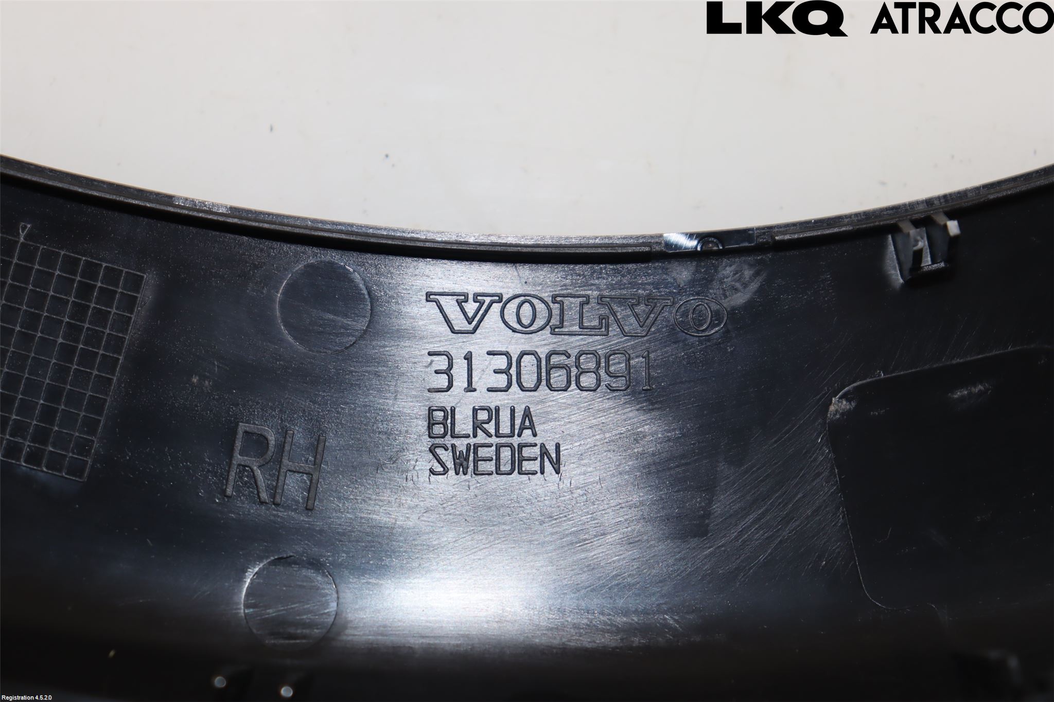 Volvo S60 11-13 Bakluke Hengsel Høyre