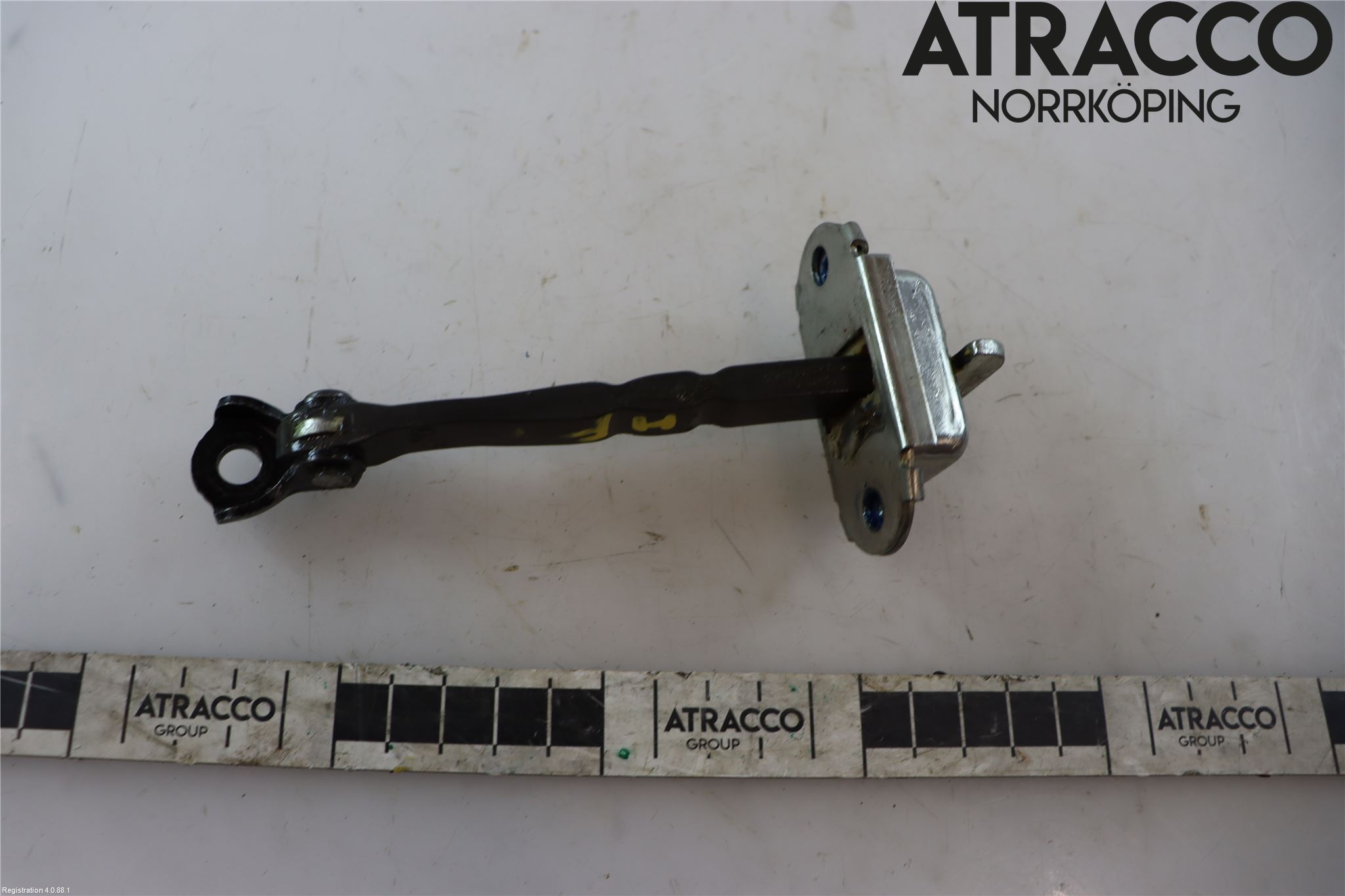 Toyota YARIS XP130 15-20 Dørstopper