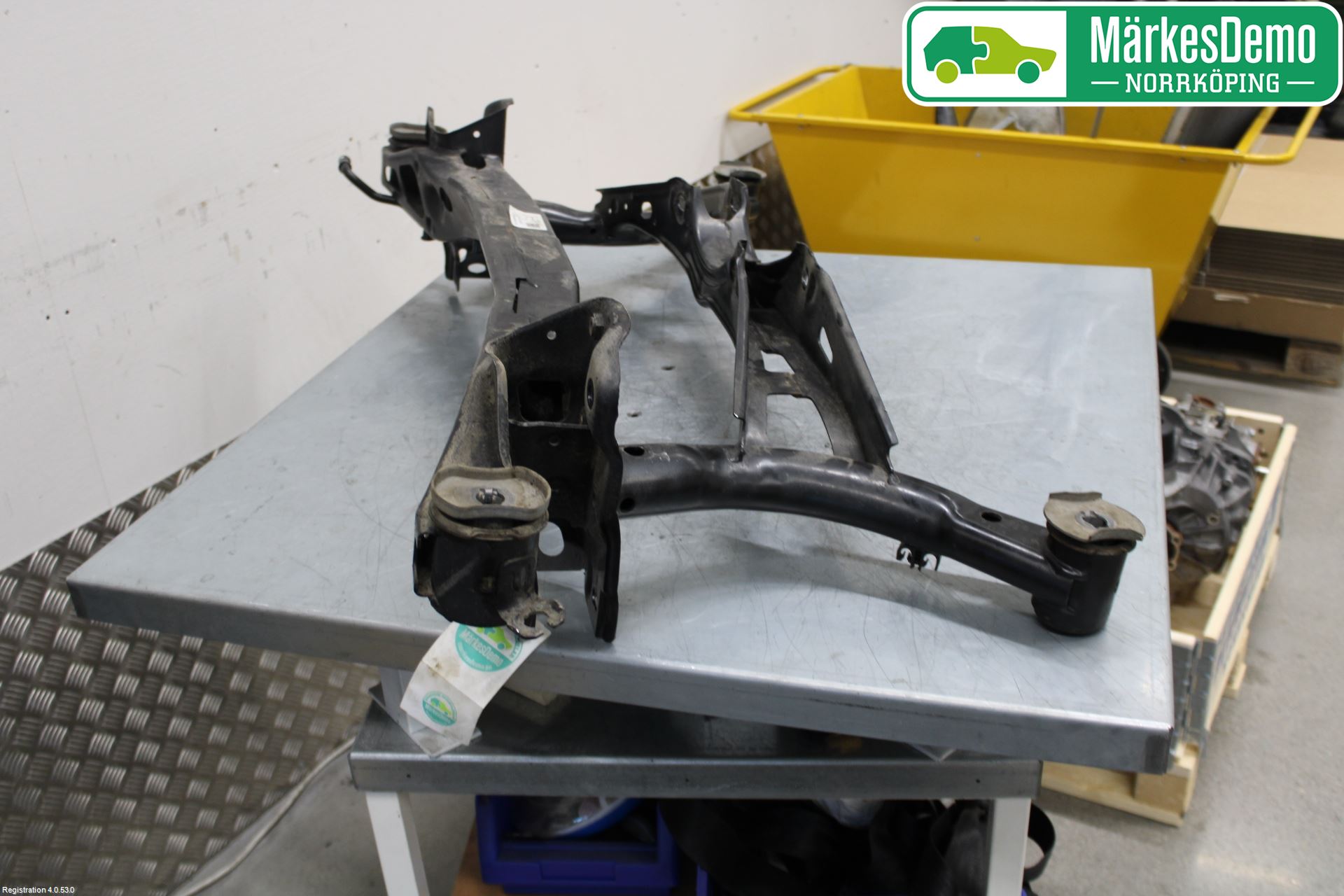 Volkswagen VW PASSAT 15-19 Bakaksel Feste Travers-Ramme