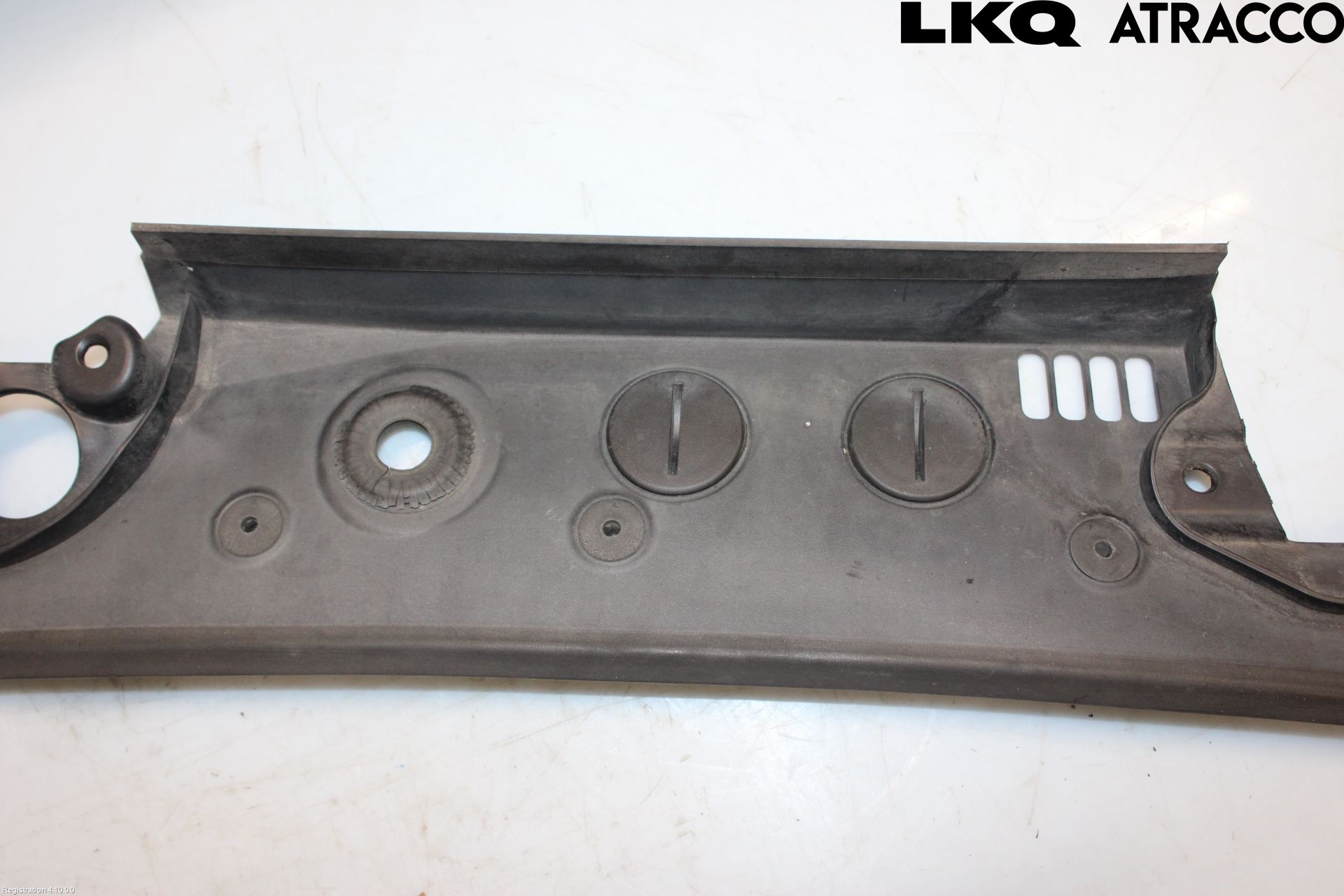 BMW 5 F10/F11/F18 09-17 Visker Deksel-Grill-Under Frr