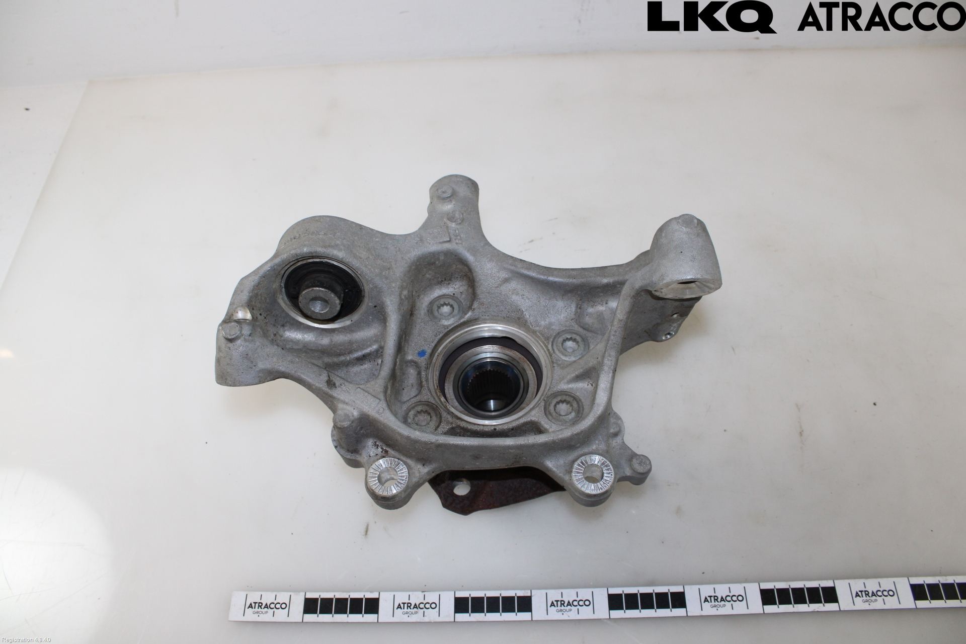 Audi A4/S4 B9 20- Spindel Vb