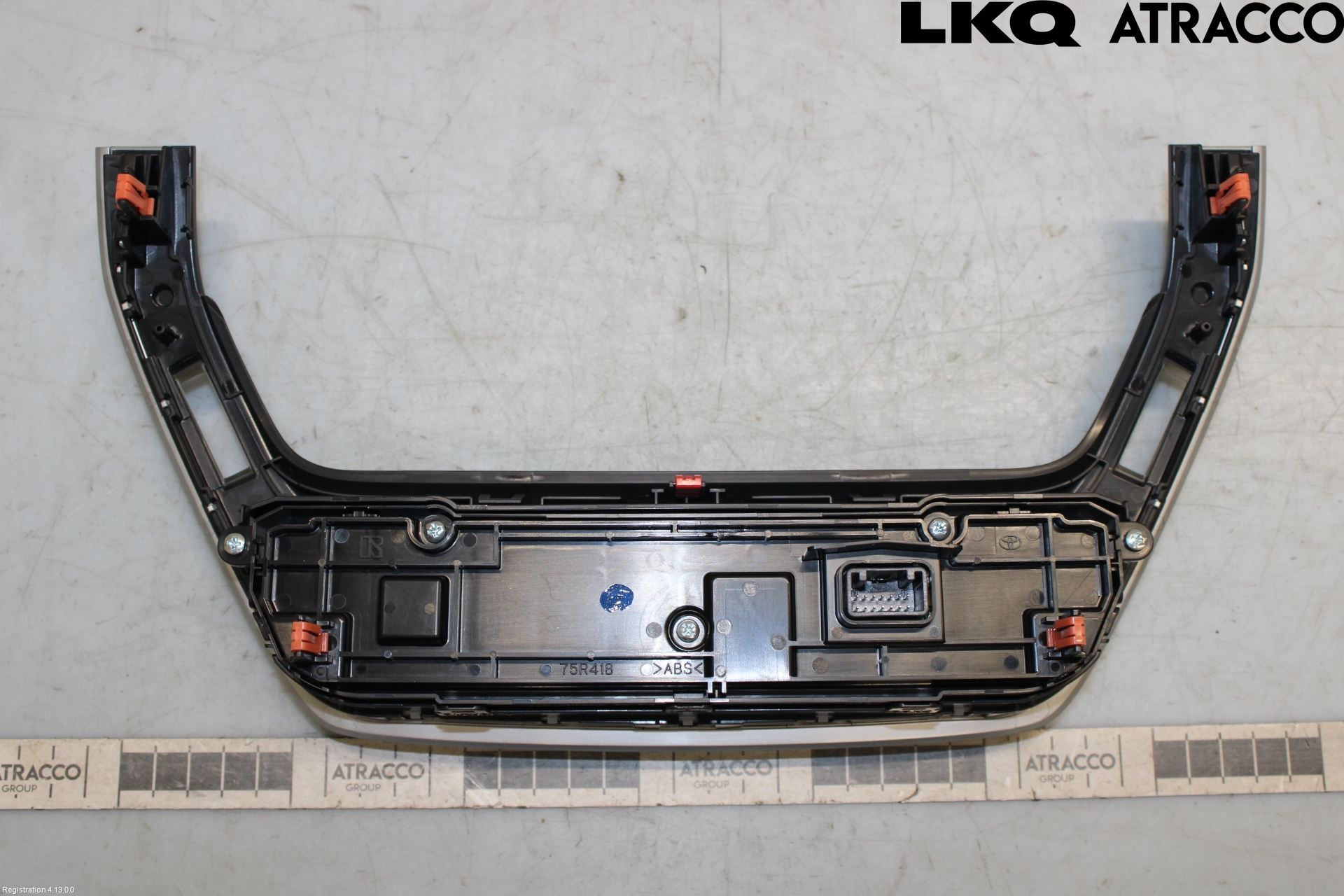 Toyota COROLLA CROSS XG10 22- Varmeapparat Panel(Regulering)