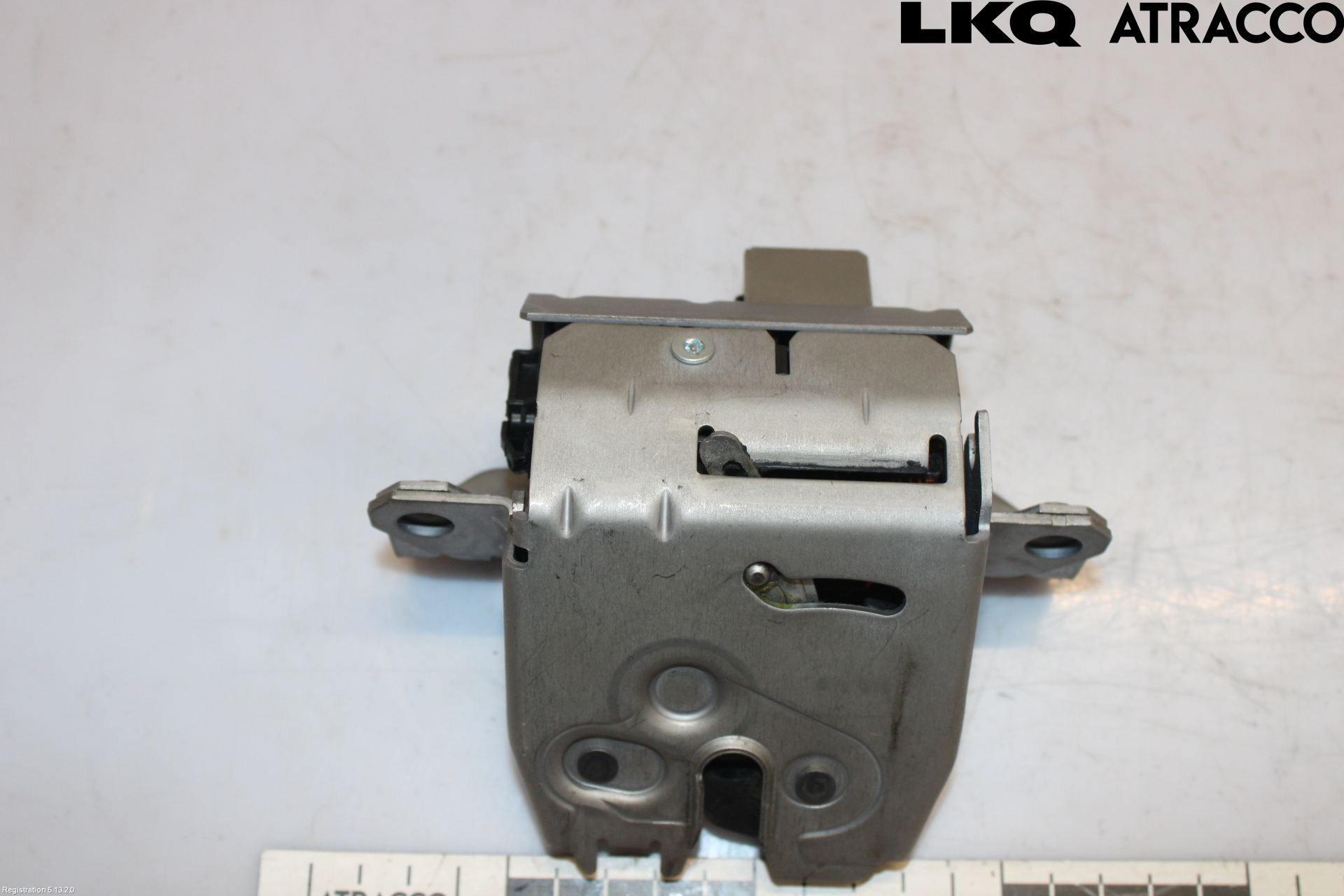 Volvo V70 08-13 Bakluke-Lokk Låsekasse